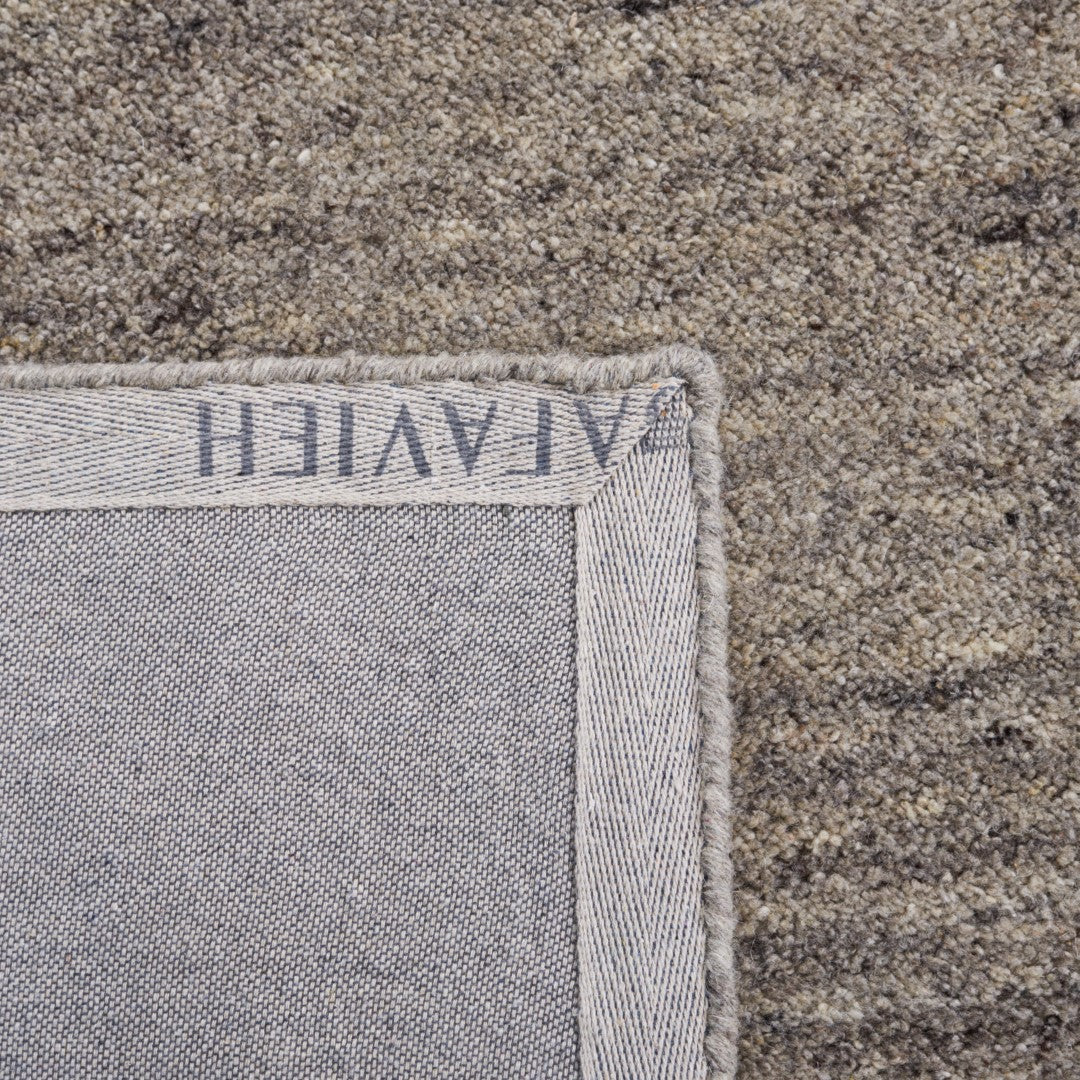 Luxurious Himalayan Hand - Tufted Area Rug Crafted from an 85% Wool and 15% Cotton Blend with an Elegant Indian Design