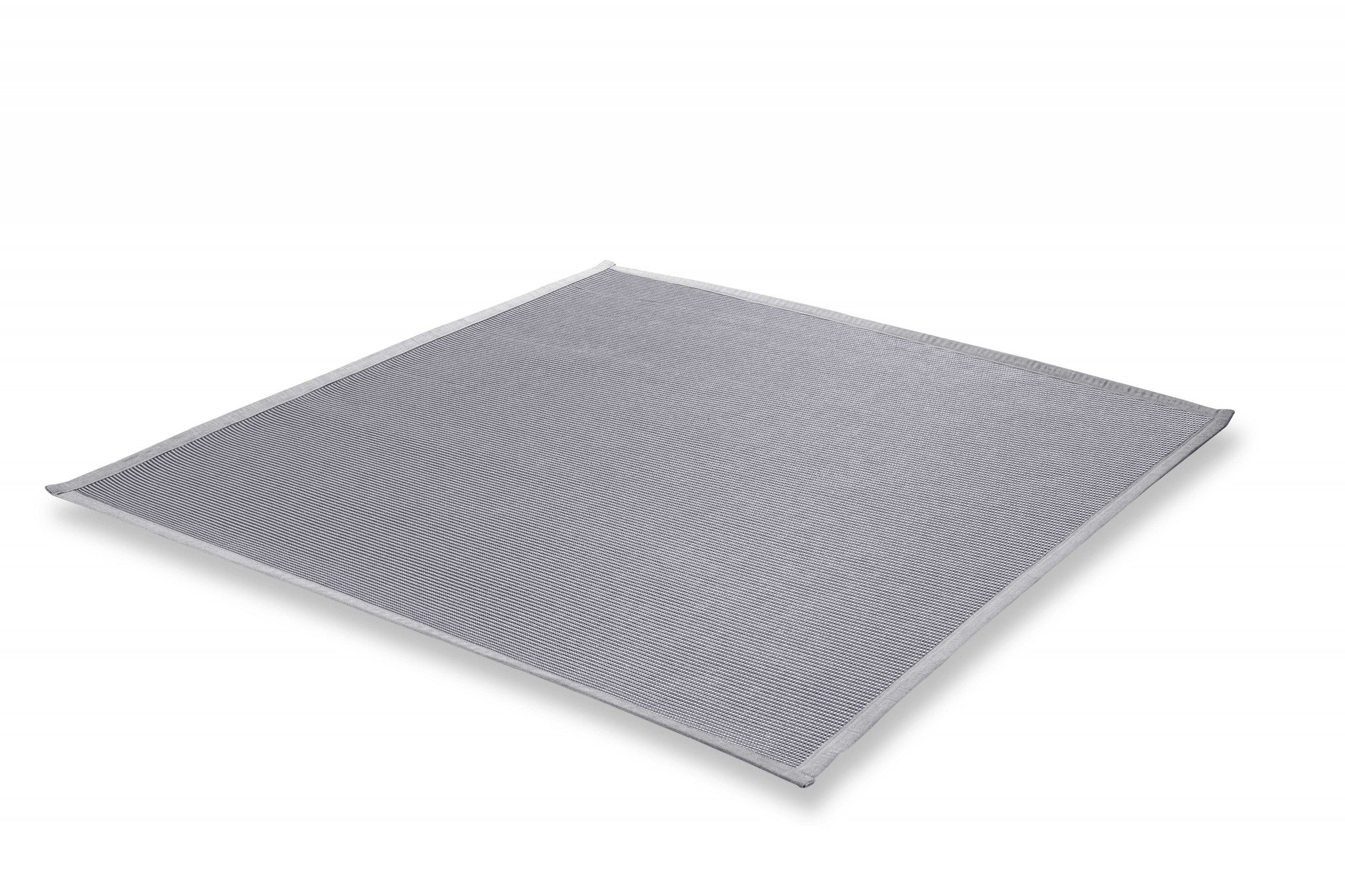 Stylish Outdoor Decor Enhancement - Chic Charcoal Gray Textiline Sunbrella Outdoor Area Rug for Durable Patio Use
