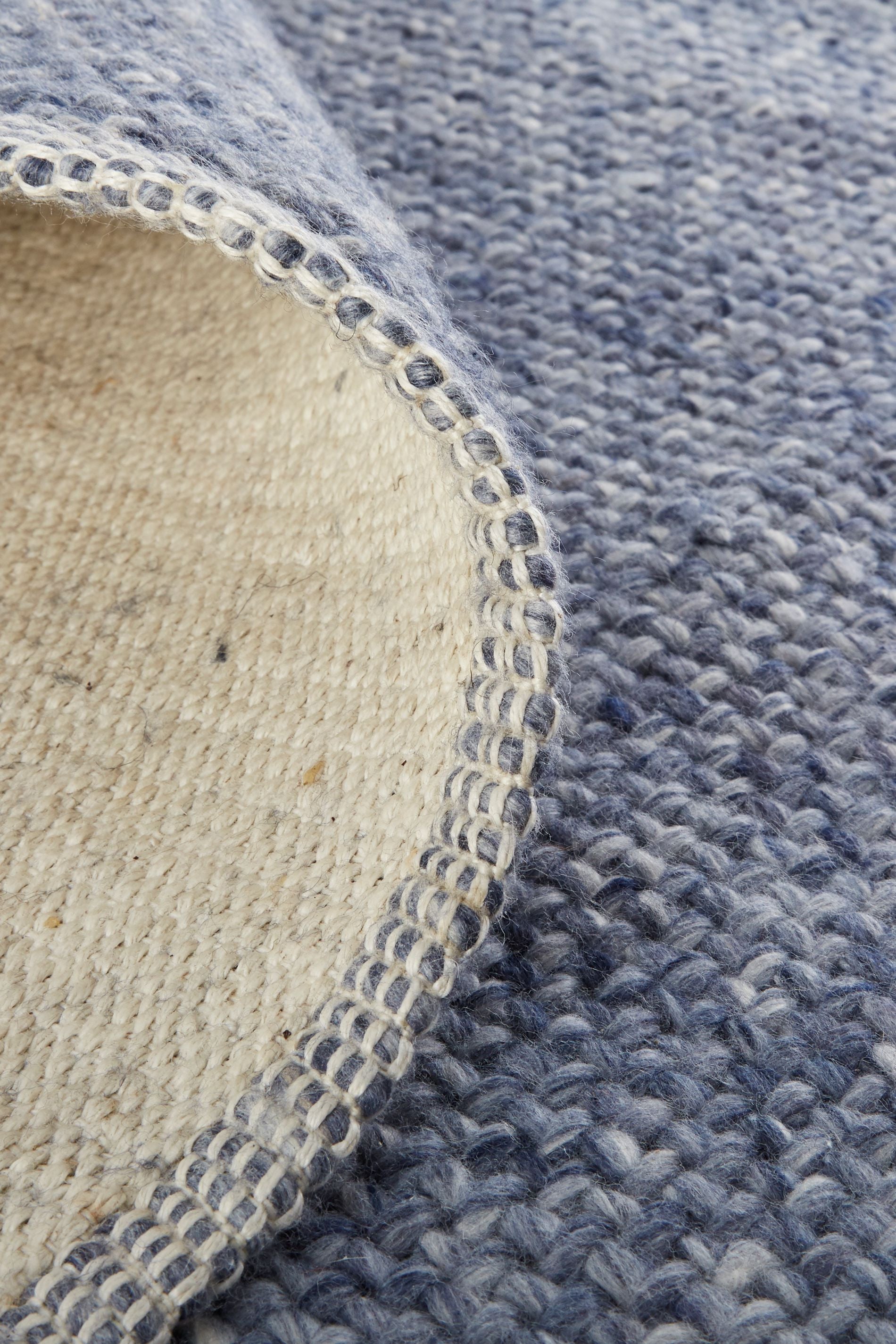 Exquisite Hand Woven Area Rug - A Distinctive and Artistic Addition for Your Home's Decor
