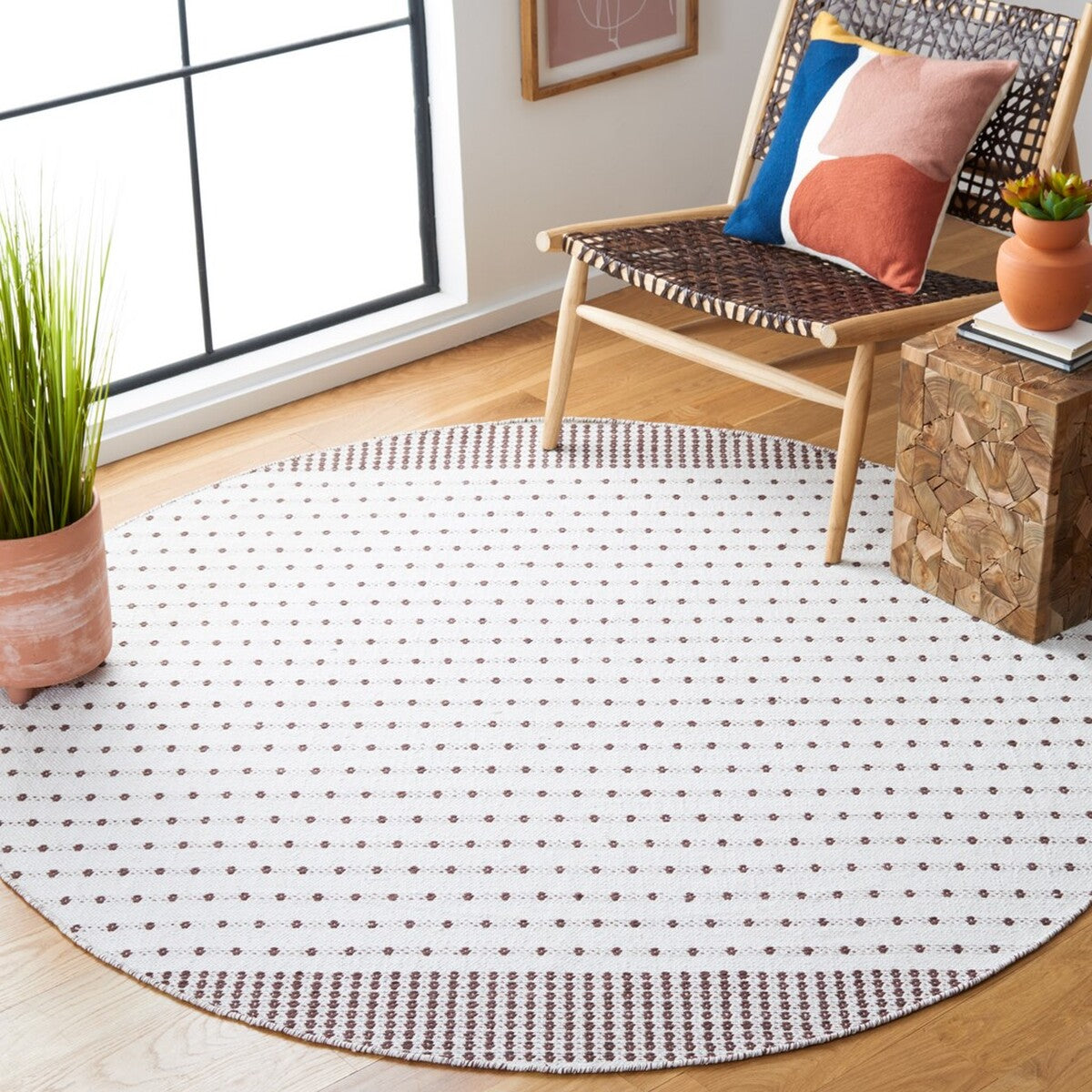Stylish and Durable Hand - woven Bohemian Flat Weave Cotton Area Rug from India - Montauk 714
