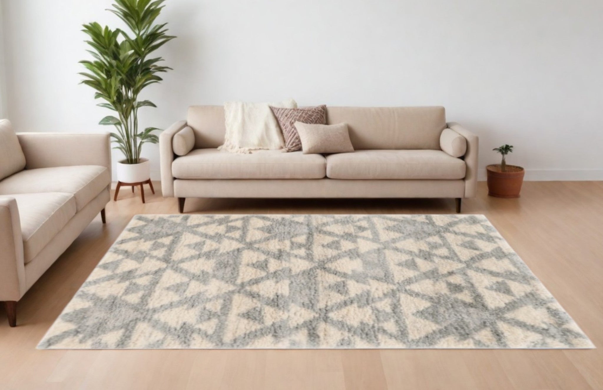 Exquisite Turkish Ivory Area Rug: Add Luxury and Warmth to Your Home Decor