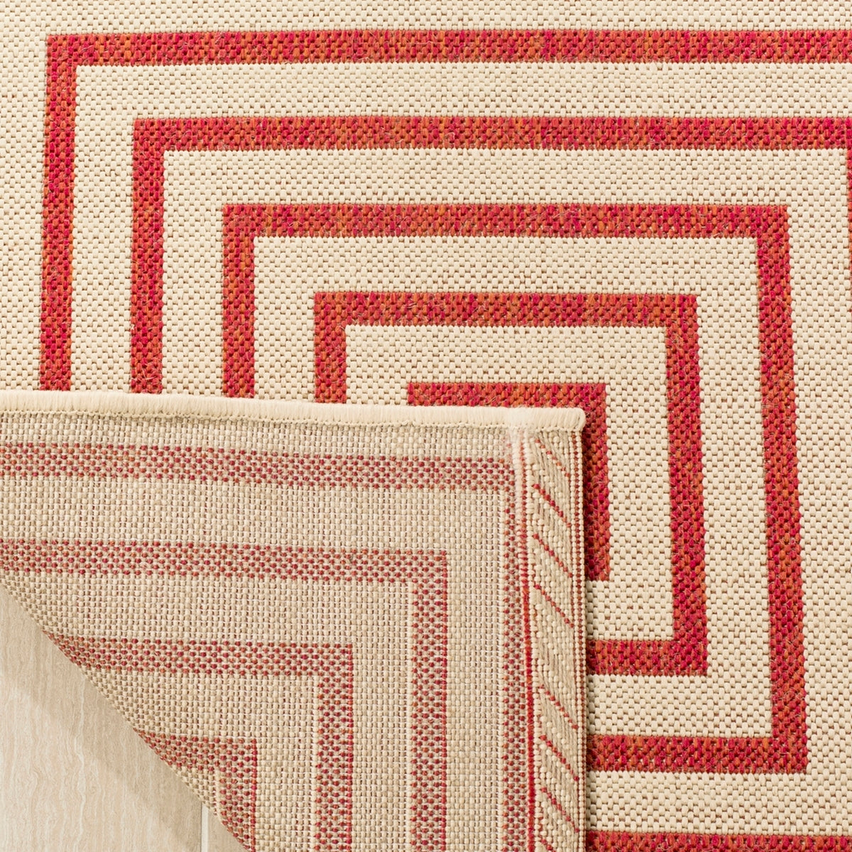 Linden Indoor/Outdoor Power-Loomed Polypropylene Rug - Ideal for Durable and Stylish Living Environments