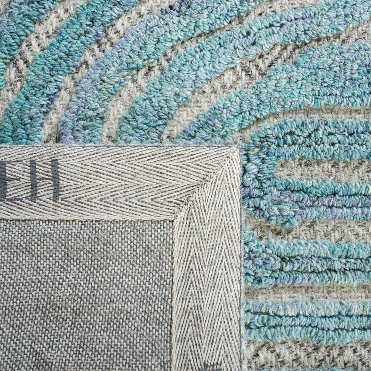 Luxurious Southampton Hand-Tufted Area Rug with 45% Wool Blend for Modern Living Spaces