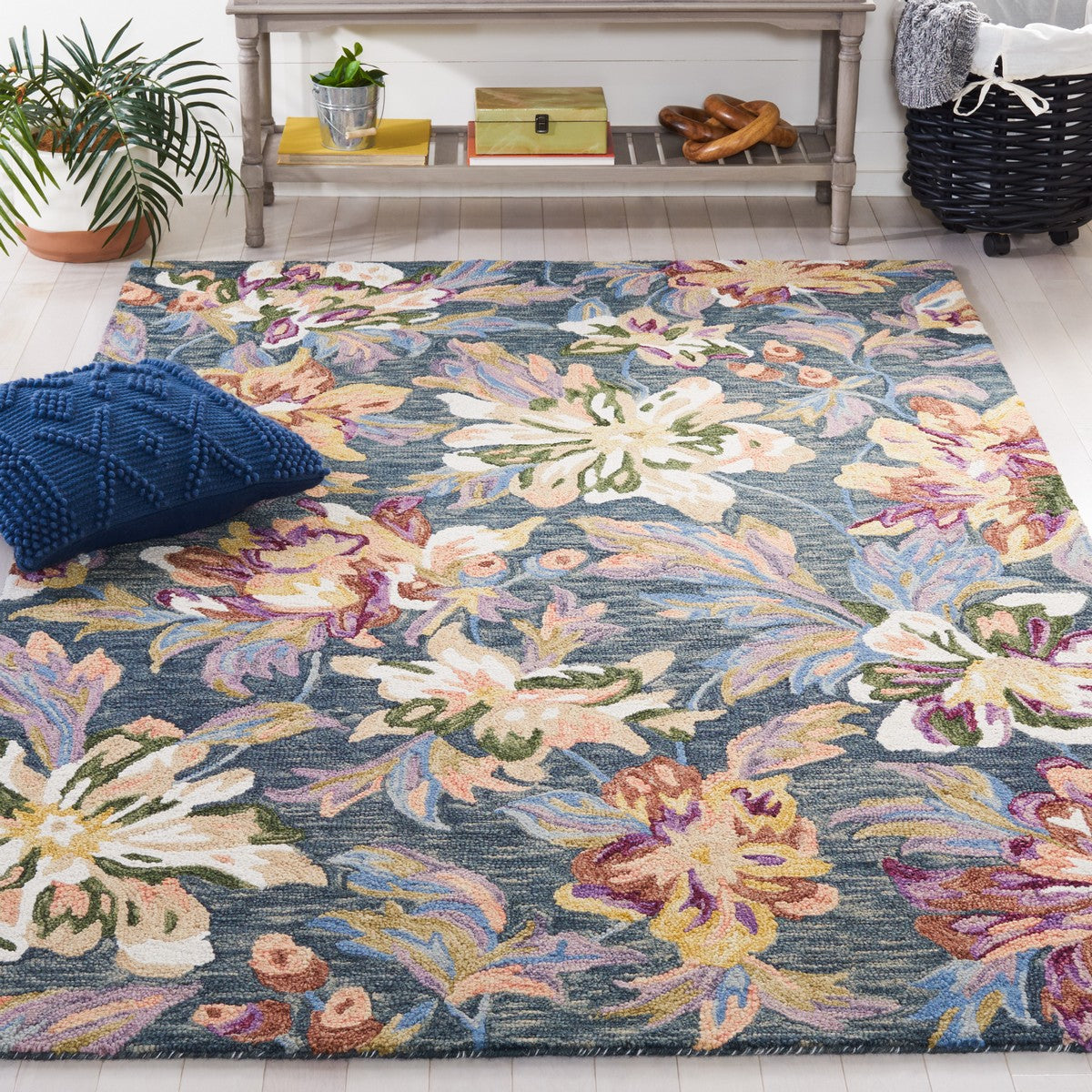 Luxurious Hand-Tufted Floral Wool Blend Rug for Elegant and Stylish Home Decor
