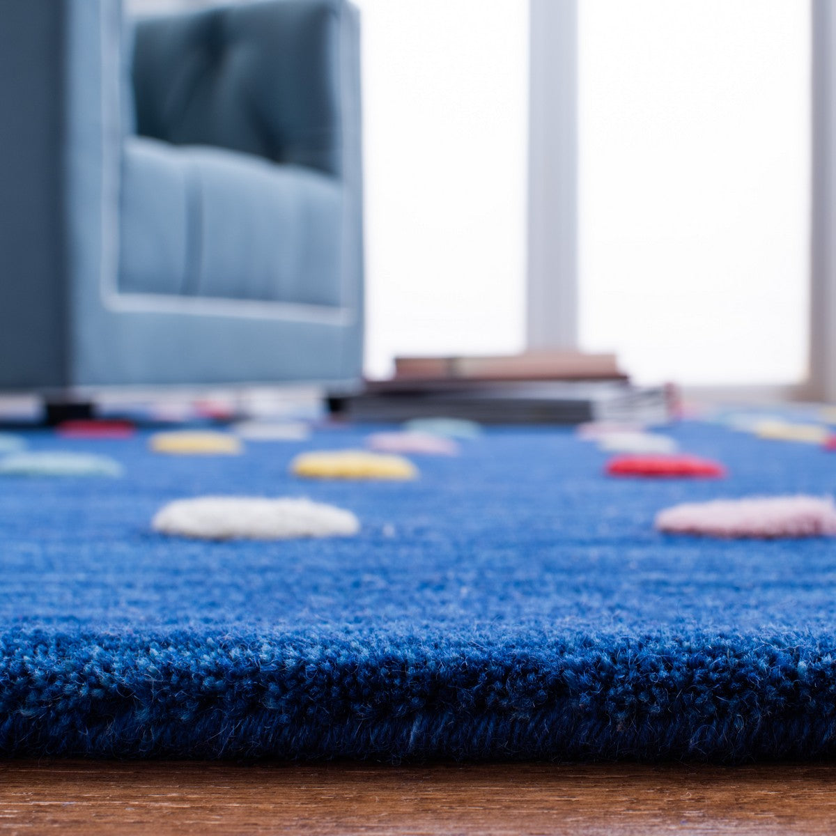 Safavieh Children's Hand-Woven Wool and Cotton Area Rug - Exceptionally Soft, Highly Durable, Ideal for Kids' Playrooms