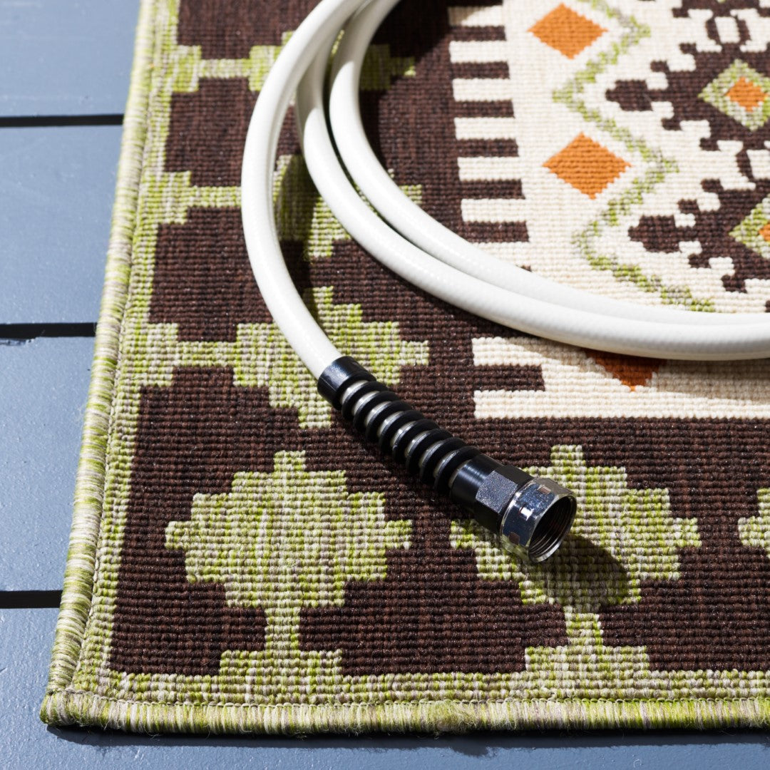 High - Quality Veranda Outdoor Area Rug with Power - Loomed and Durable Design for a Stylish Patio or Garden