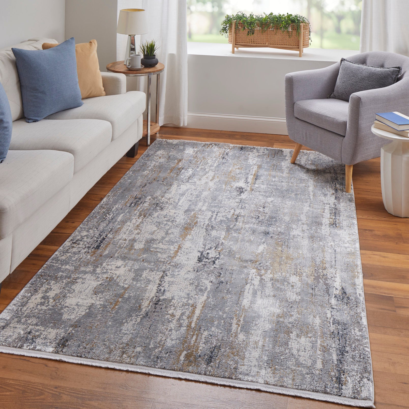 Exquisite Machine-Made Cadiz Inspired Abstract Watercolor Area Rug with Elegant Design Reflecting Cadiz Architecture and Colors