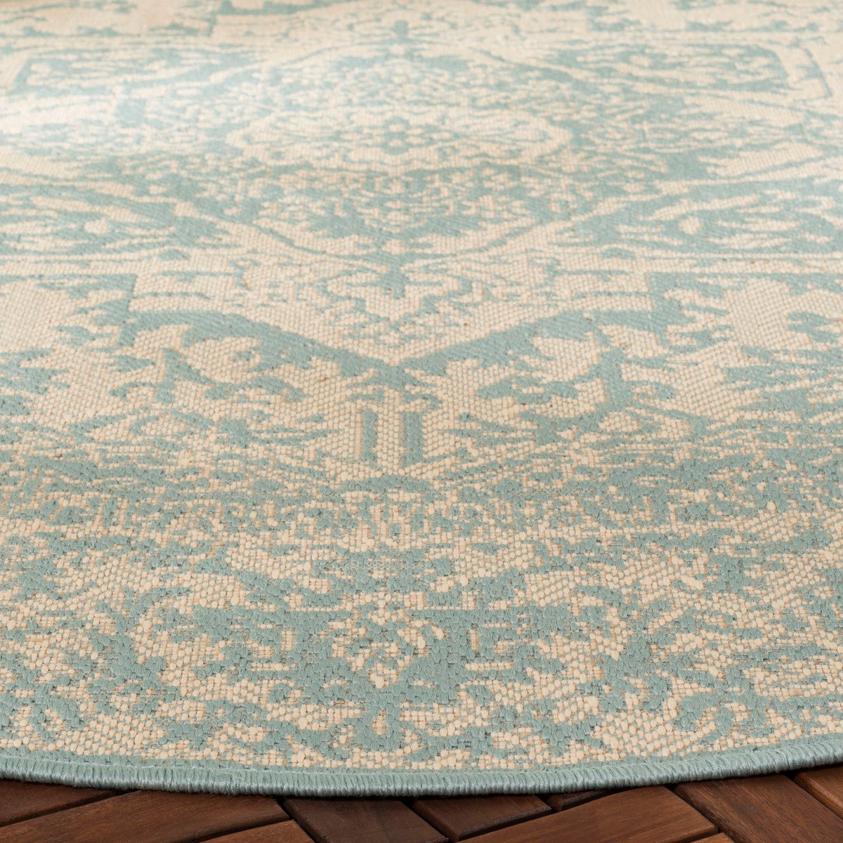 Stylish and Long - lasting Polypropylene Loomed Beach Area Rug for Indoor/Outdoor Use