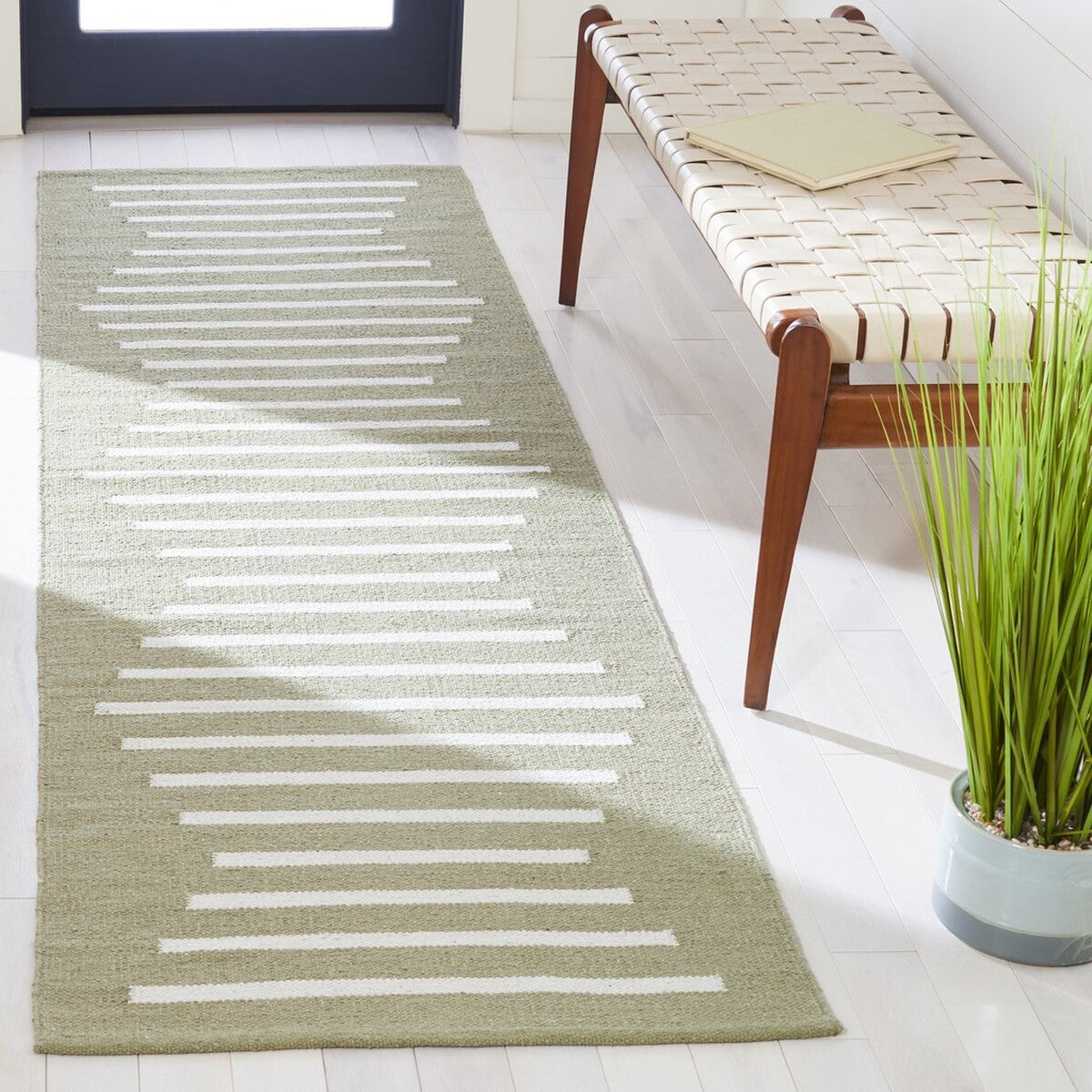 Exquisite Montauk Handmade Woven Cotton Floor Rug with Elegant Design and Soft Texture, Ideal for All Kinds of Home Decor Styles