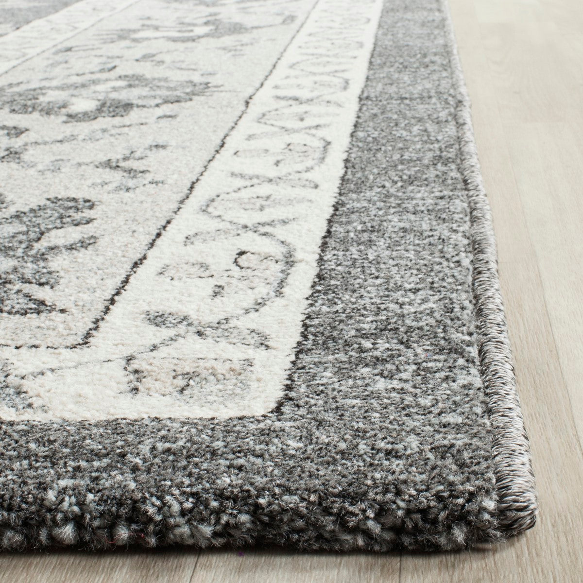 Carmel CAR277 Luxury Power - Loomed Rug: Soft, Durable for Elegant Home Decor