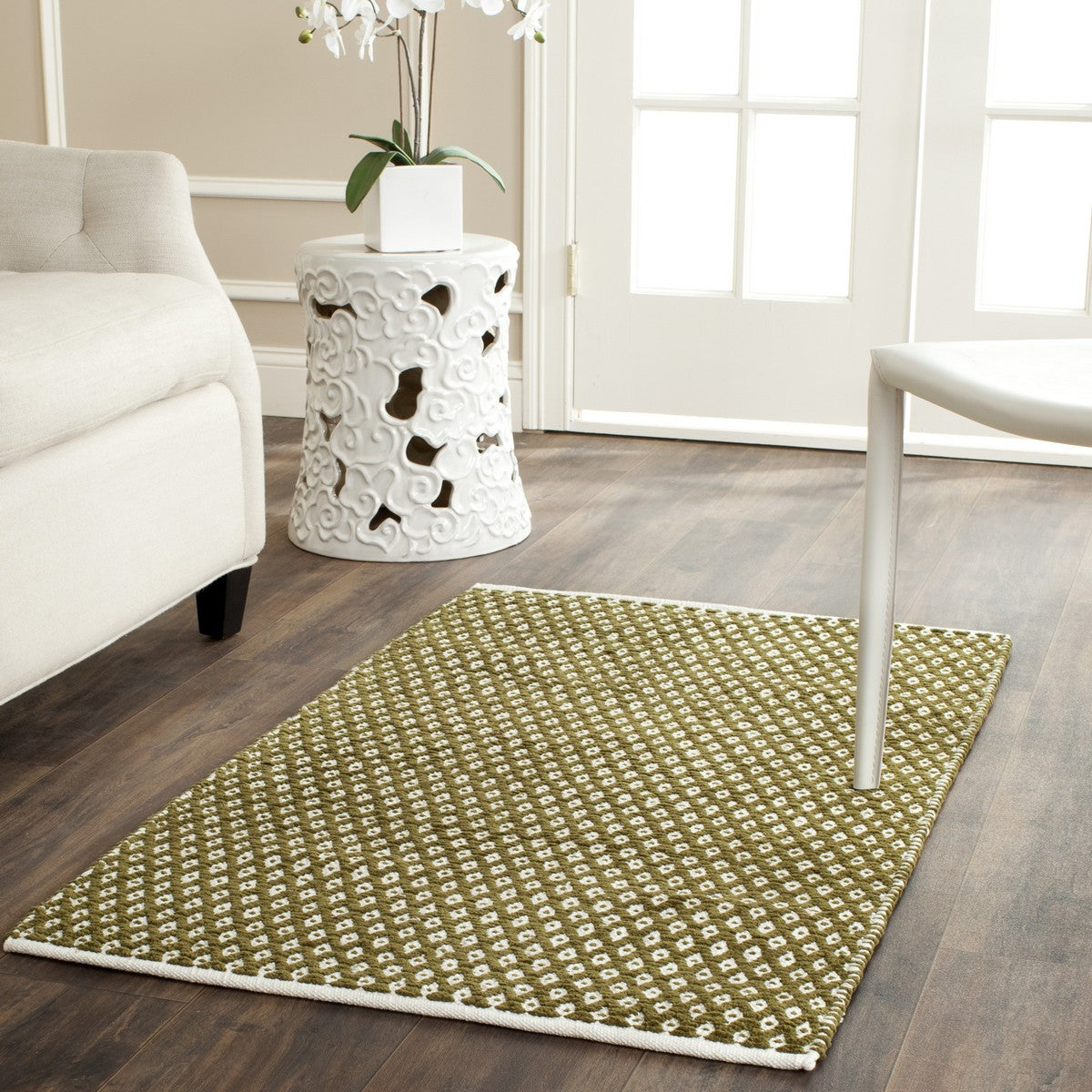 Boston BOS685 Luxury 100% Cotton Hand-Woven Rug with Striking Geometric Patterns for Home Decor