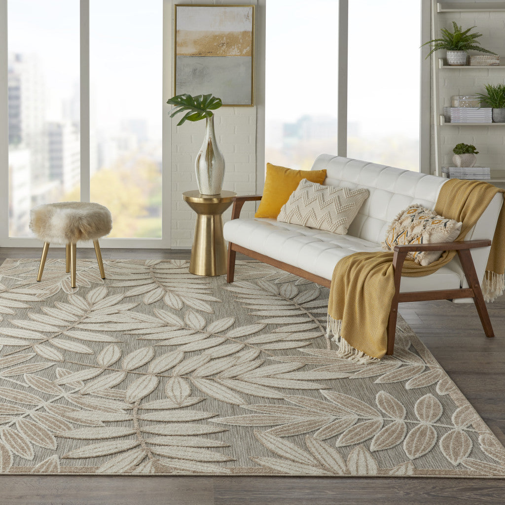 Stylish Indoor-Outdoor Area Rugs: Elegant Gray and Ivory Floral Design for Sophisticated Spaces