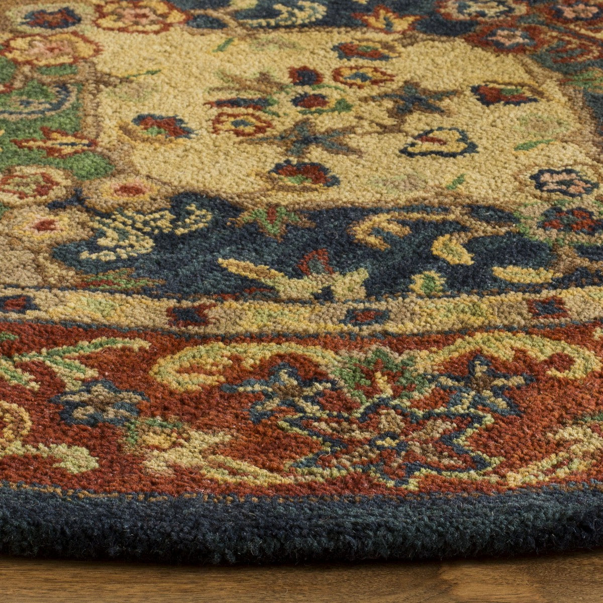 Luxurious Heritage Wool Pile Hand - Tufted Rectangle Rug Crafted in India for a Timeless Decorative Style