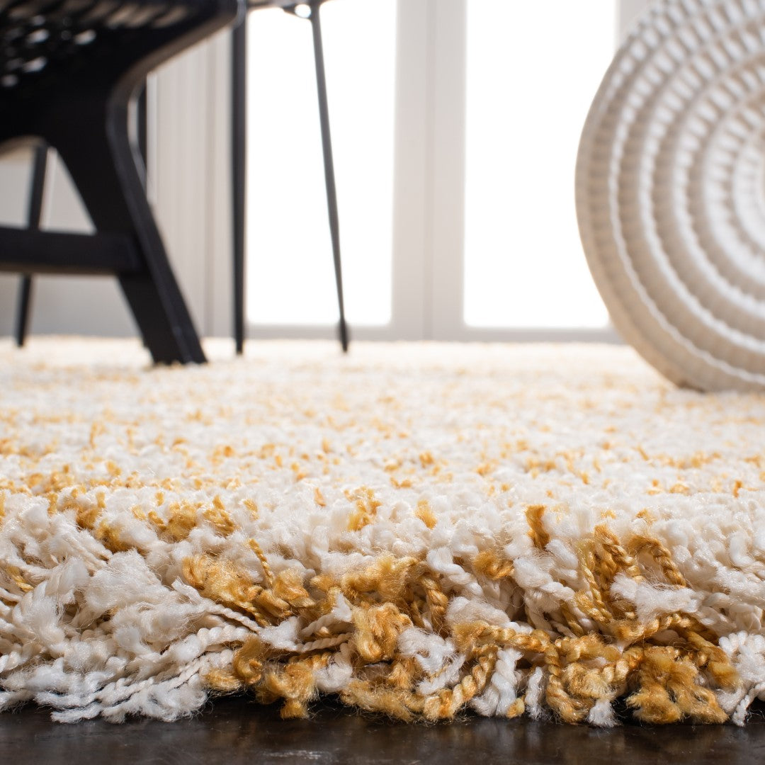 Luxurious Hudson Shag 206 Plush Power Loomed Polypropylene Floor Rug for All Kinds of Living Spaces