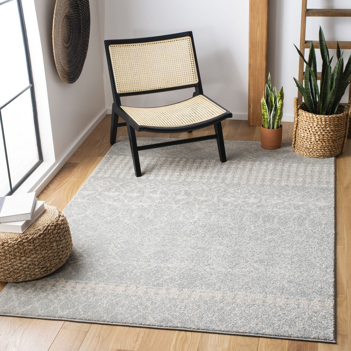 Stylish and Durable Tulum Bohemian Power Loomed Polypropylene Area Rug for Any Space