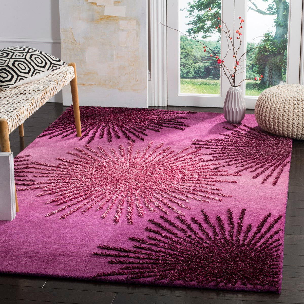 Soho Hand-Tufted Wool & Viscose Rug - Stunning Transitional Design for Modern and Classic Homes