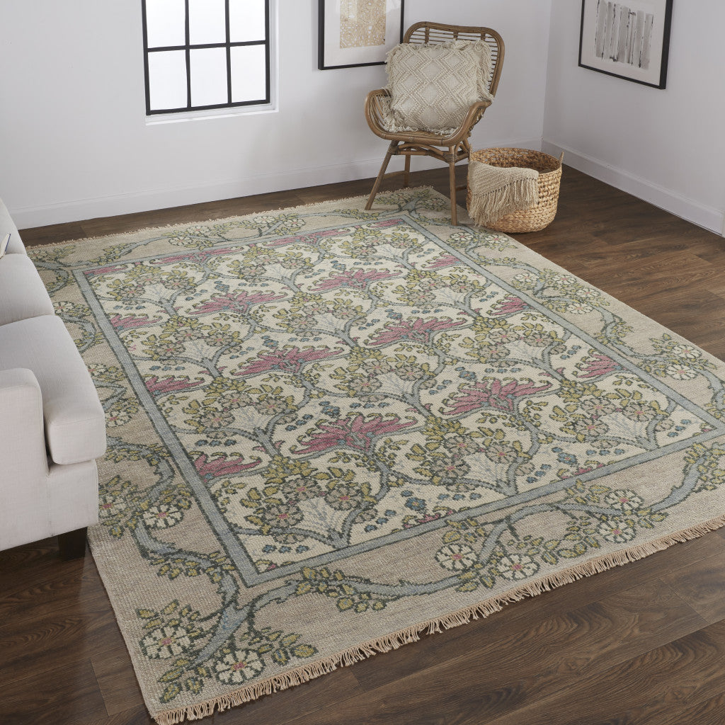 Stylish Hand-Knotted Wool Floral Area Rug with Stain-Resistant Feature, Ideal for Family Living Spaces