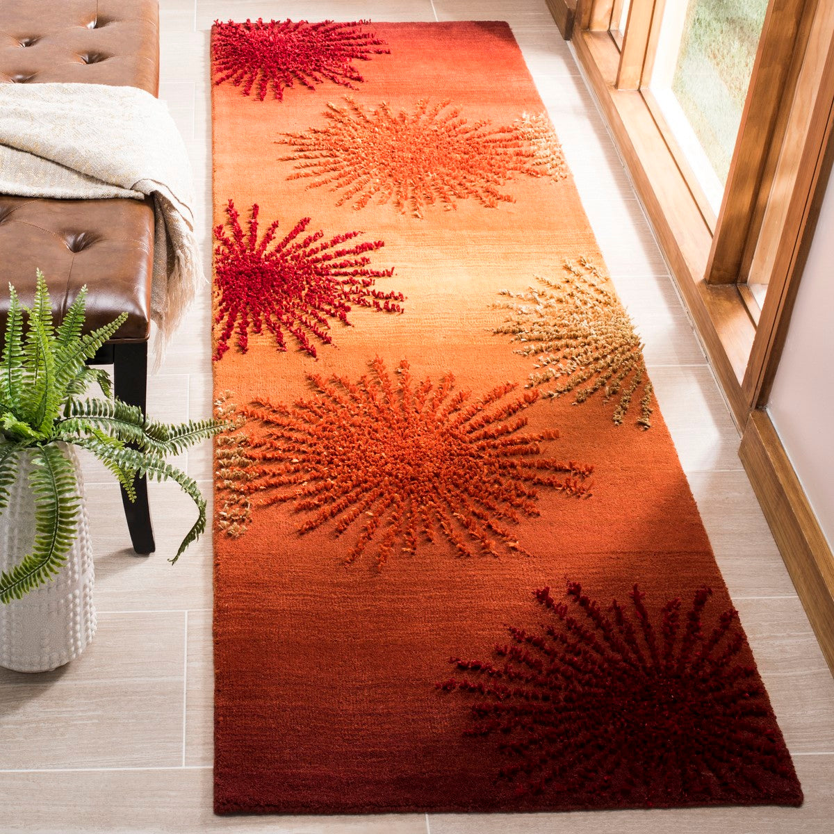 Soho Hand-Tufted Wool & Viscose Rug - Stunning Transitional Design for Modern and Classic Homes