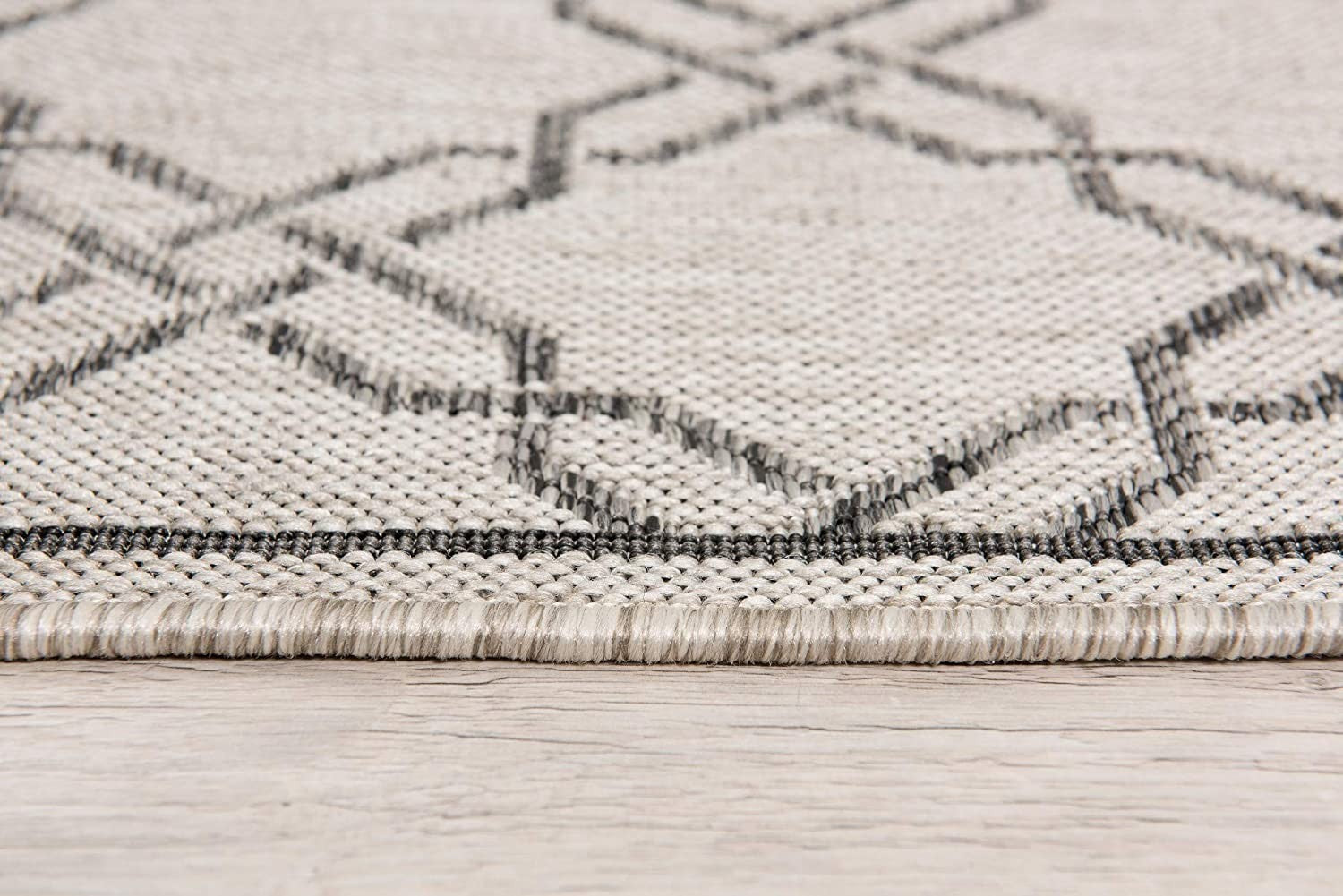 5x7 Gray & Ivory Geometric Power Loom Runner Rug for Cozy Home Decor