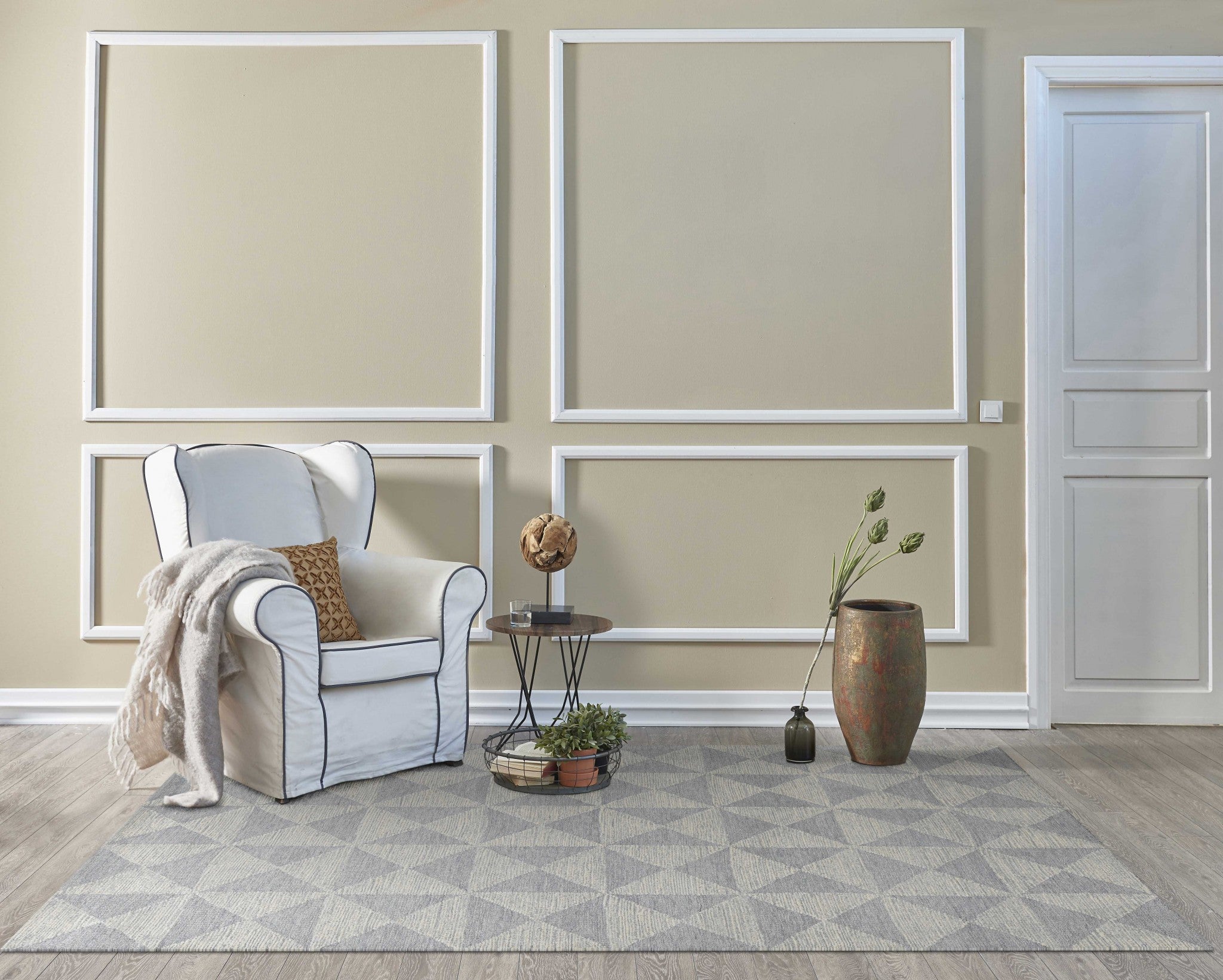 Ivory Wool Handmade Transitional Runner Rug - Enhance Your Living Space with Enduring Style and Cozy Comfort