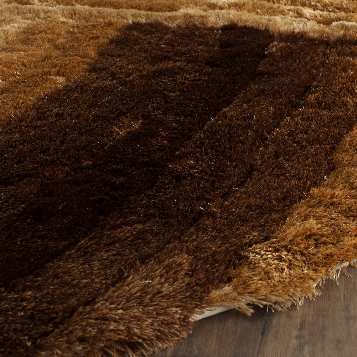 Safavieh Hand-Tufted Shag Rug - Exquisite 3D Floor Covering with Earthy Hues for Modern Home Decor and Coziness