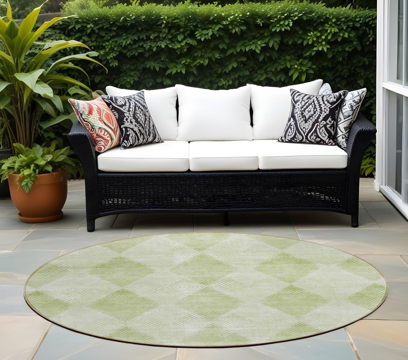 Stylish Blue Geometric Washable & Stain-Resistant Runner Rug for Indoor/Outdoor Spaces