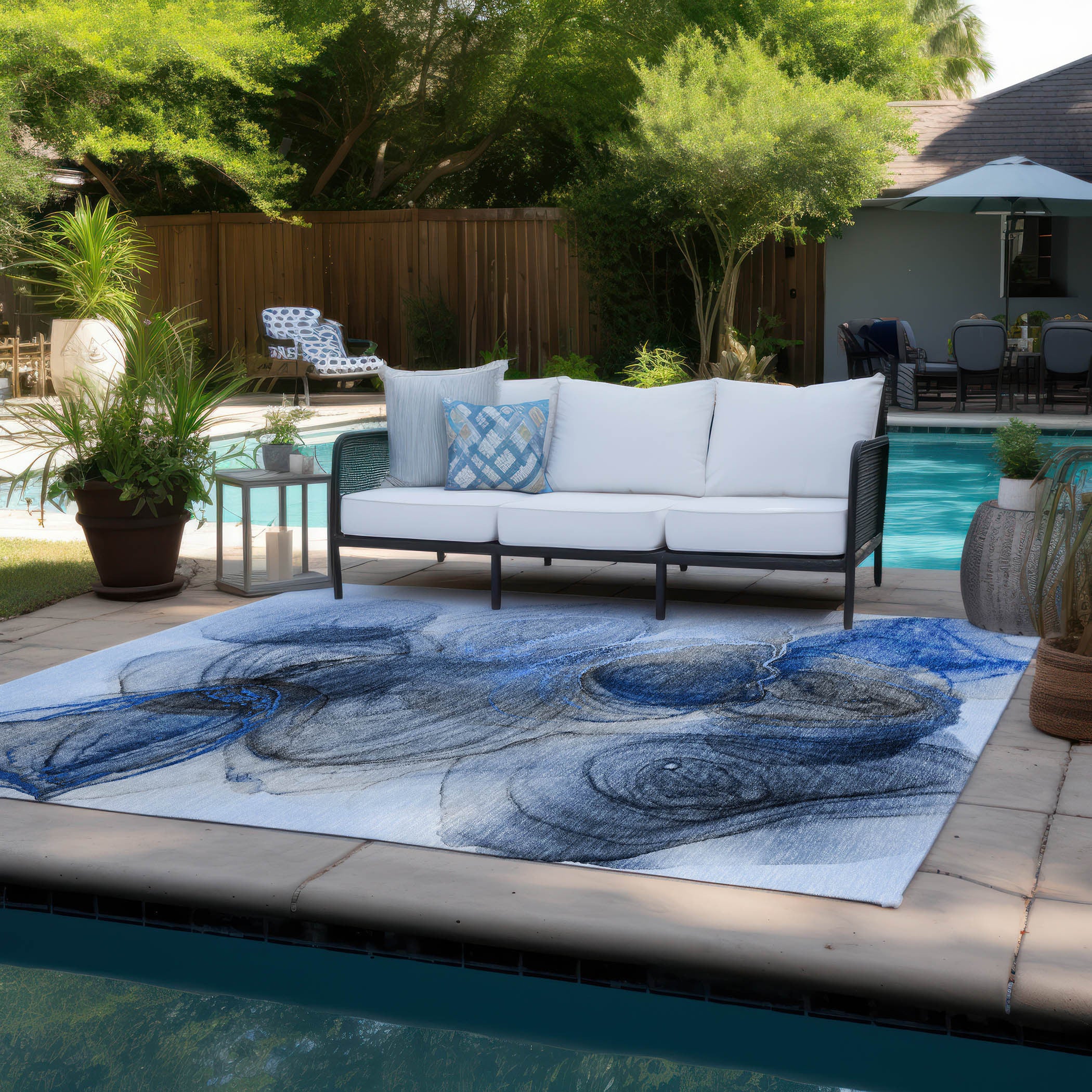 Stylish Purple Washable Non-Skid Abstract Runner Rug for Indoor & Outdoor Use