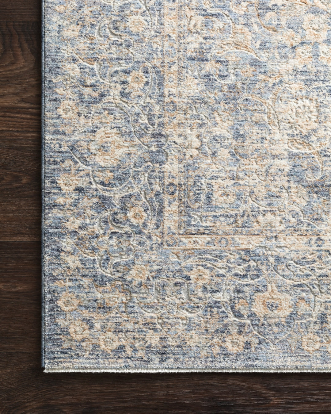 Pandora Traditional Power Loomed Area Rug Crafted from 100% Polyester for Enduring Elegance and Supreme Comfort