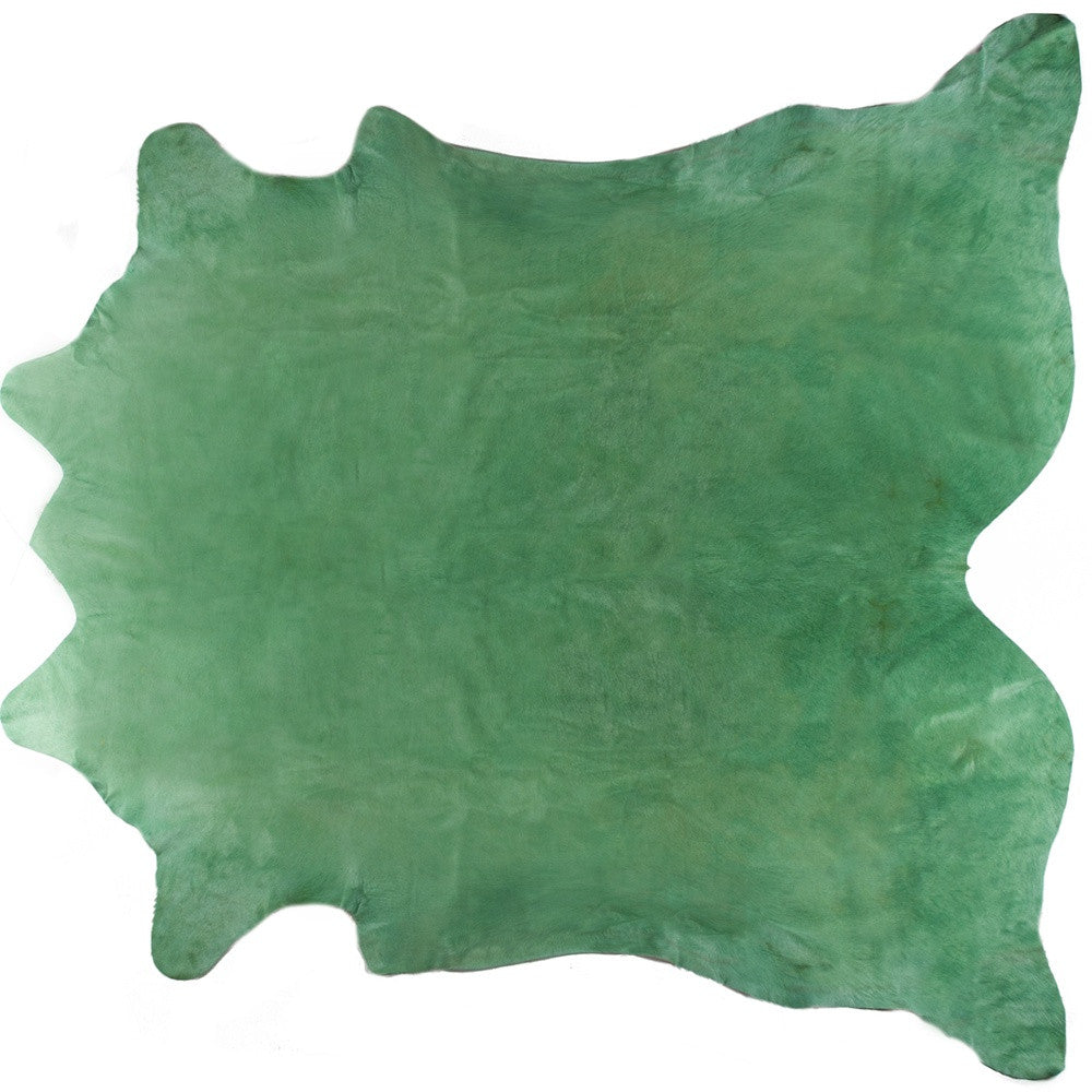 Luxurious Handmade Cowhide Area Rug with Distinctive Animal Print Design for Contemporary Living Spaces