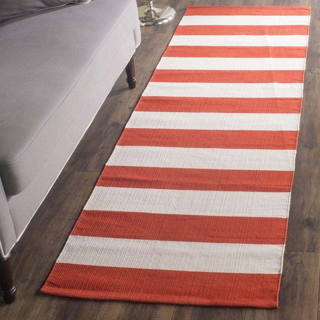 Luxurious Hand-Woven Indian Cotton Rug for Timeless Home Decor