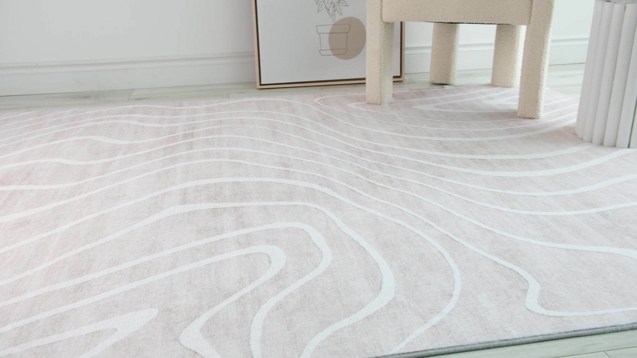 Stylish 7' x 10' Beige & Ivory Abstract Distressed Stain-Resistant Area Rug for Home Decor
