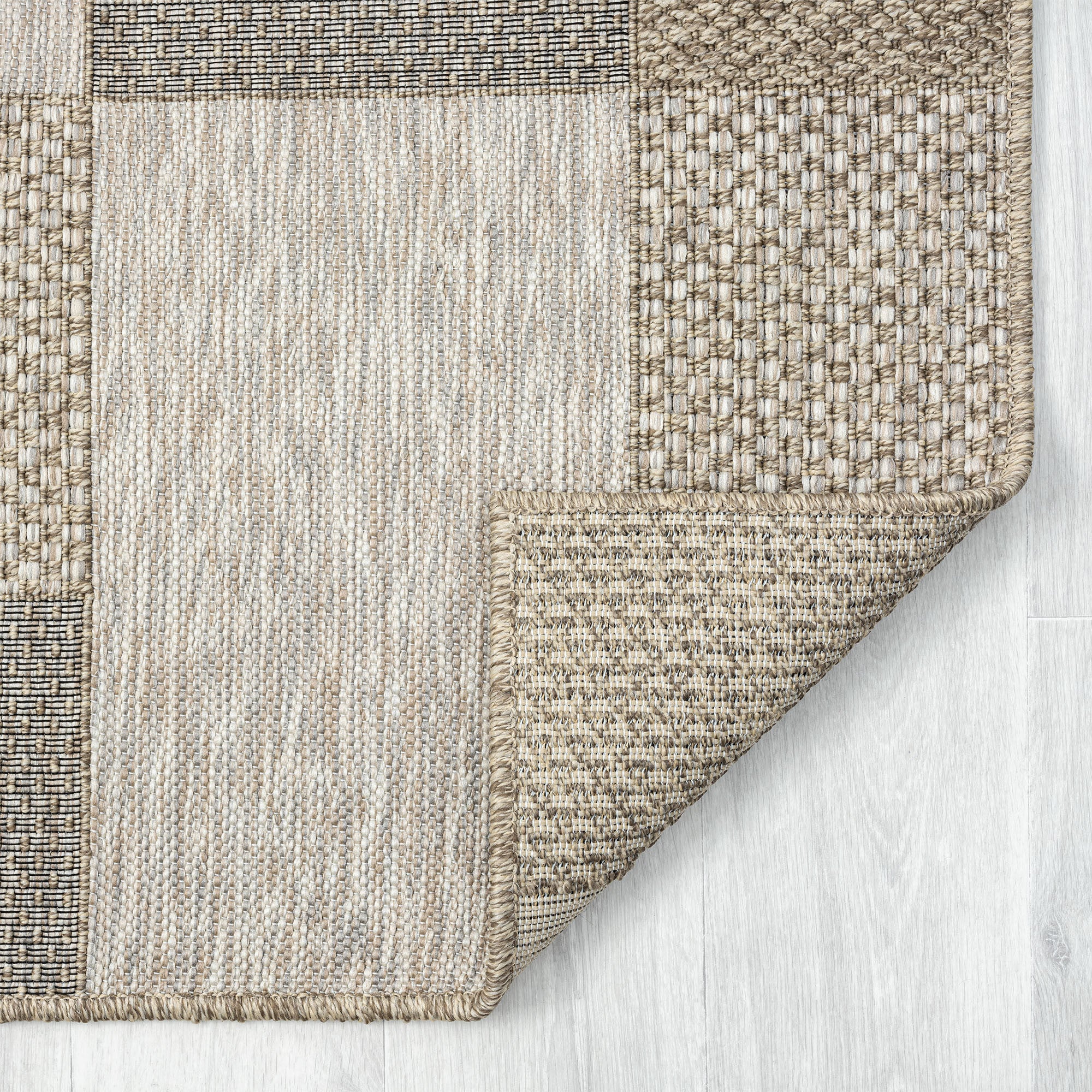 Stylish and Artistic Gray Geometric Handmade Outdoor and Indoor Area Rugs for Decorating Your Living Spaces