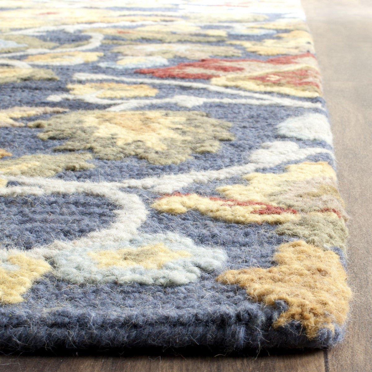 Stylish Hand - Tufted Wool Blossom Rug with Bold Hues for Country - Casual Decor