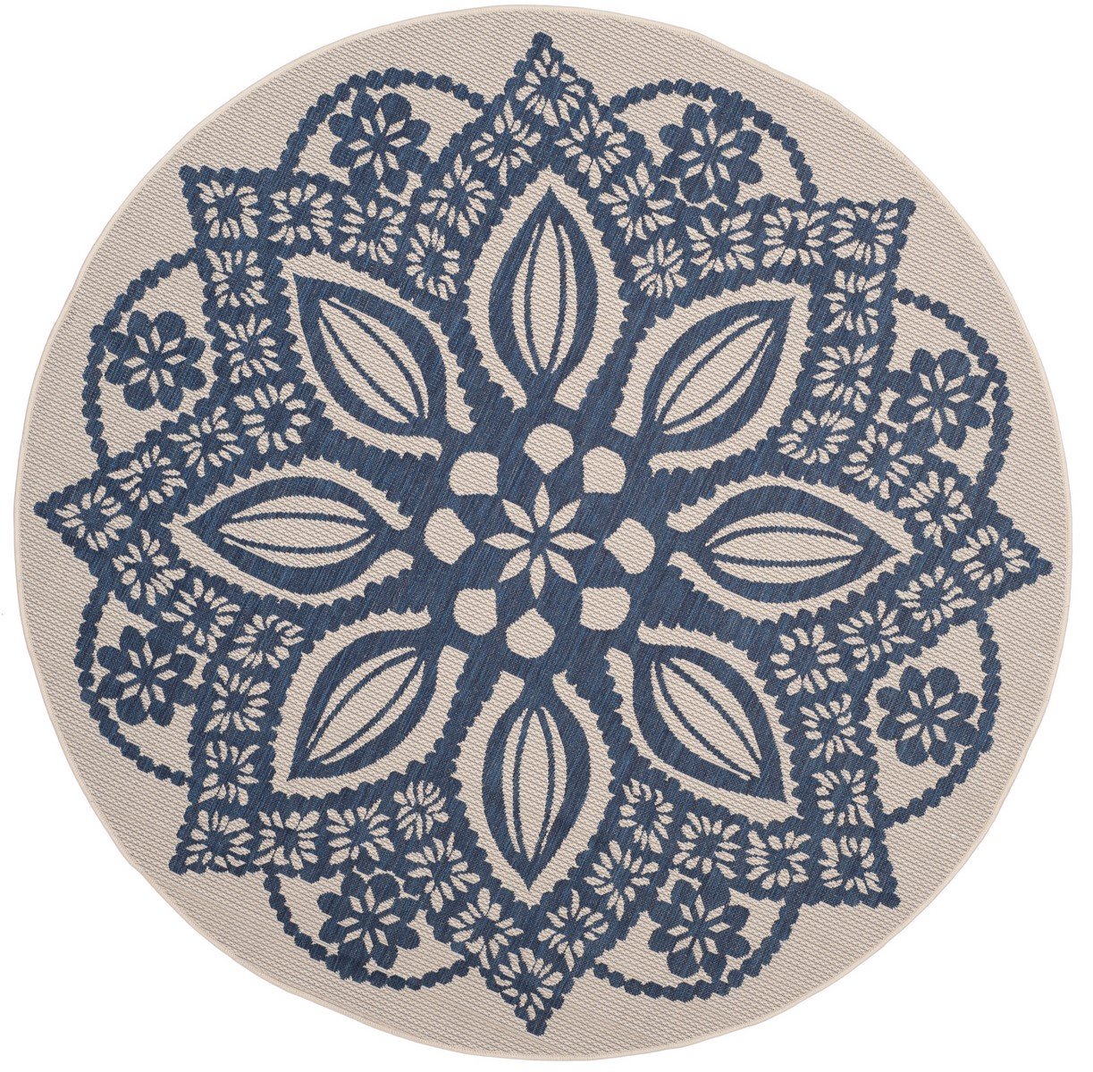 Safavieh Courtyard Exquisite Power - Loomed Polypropylene Rug for Both Indoor and Outdoor Use with a Durable and Attractive Design