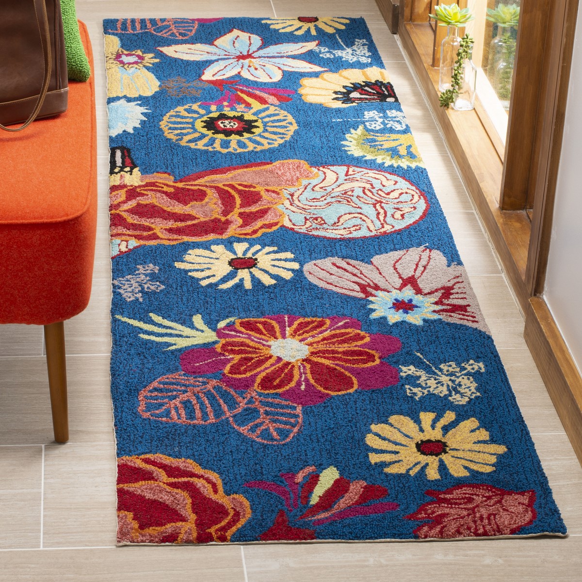 Luxurious Four-Handed Hooked Rectangle Rug Made of 100% Polypropylene Pile for Exquisite Home Decor