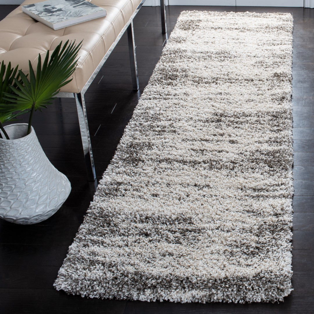 Hudson Shag 220 Premium Power Loomed Polypropylene Area Rug for Creating a Cozy and Stylish Home Decor Ambiance