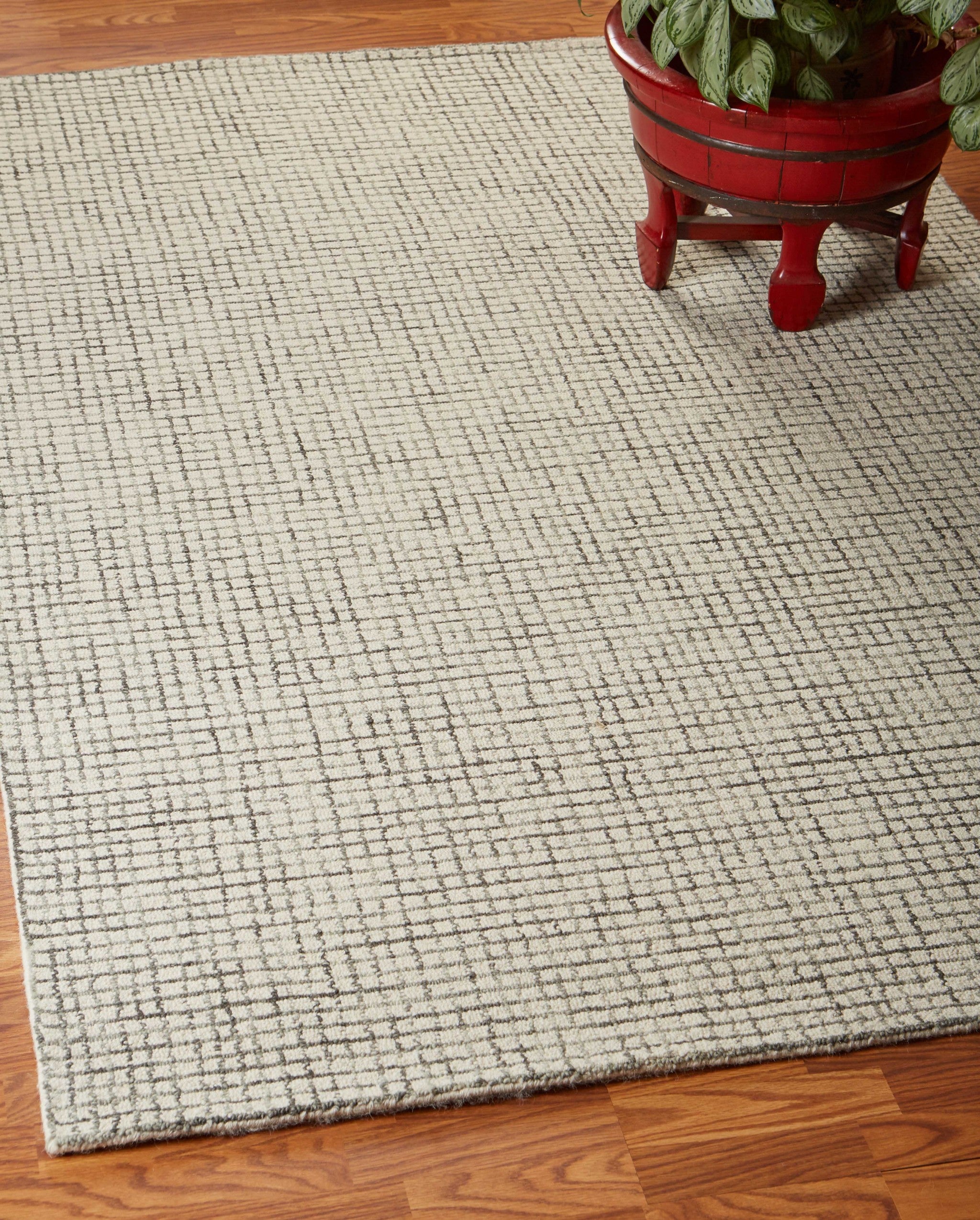 Unique Hand - Loomed Tan Wool Area Rug for Comfortable and Stylish Home Decor