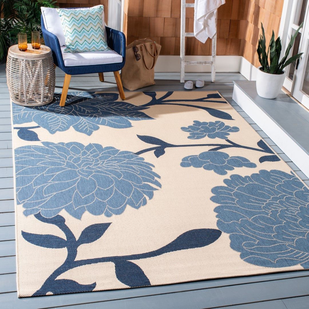 Stylish Courtyard Power Loomed Indoor/Outdoor Rug - Durable Polypropylene Blend for All Spaces