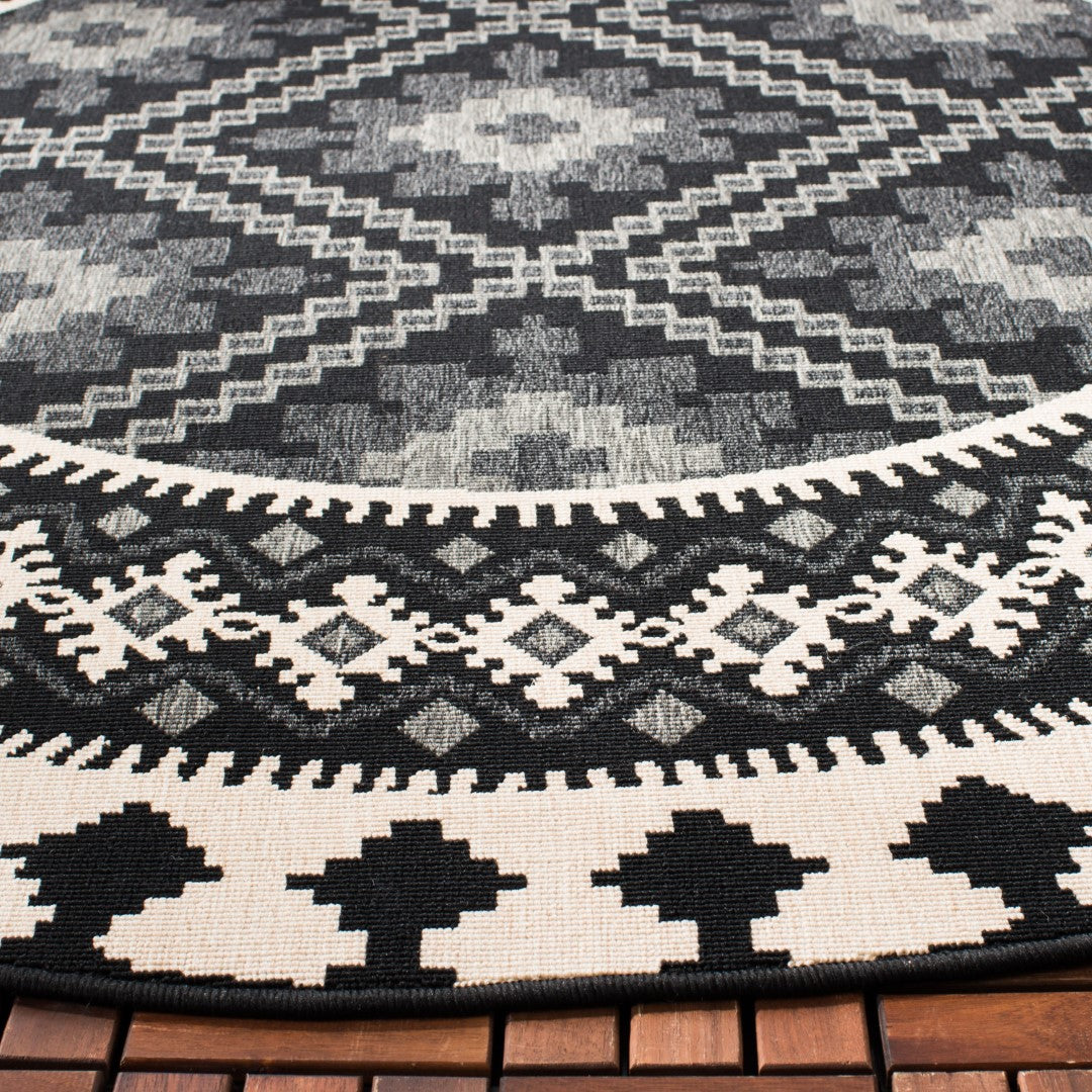 High - Quality Veranda Outdoor Area Rug with Power - Loomed and Durable Design for a Stylish Patio or Garden