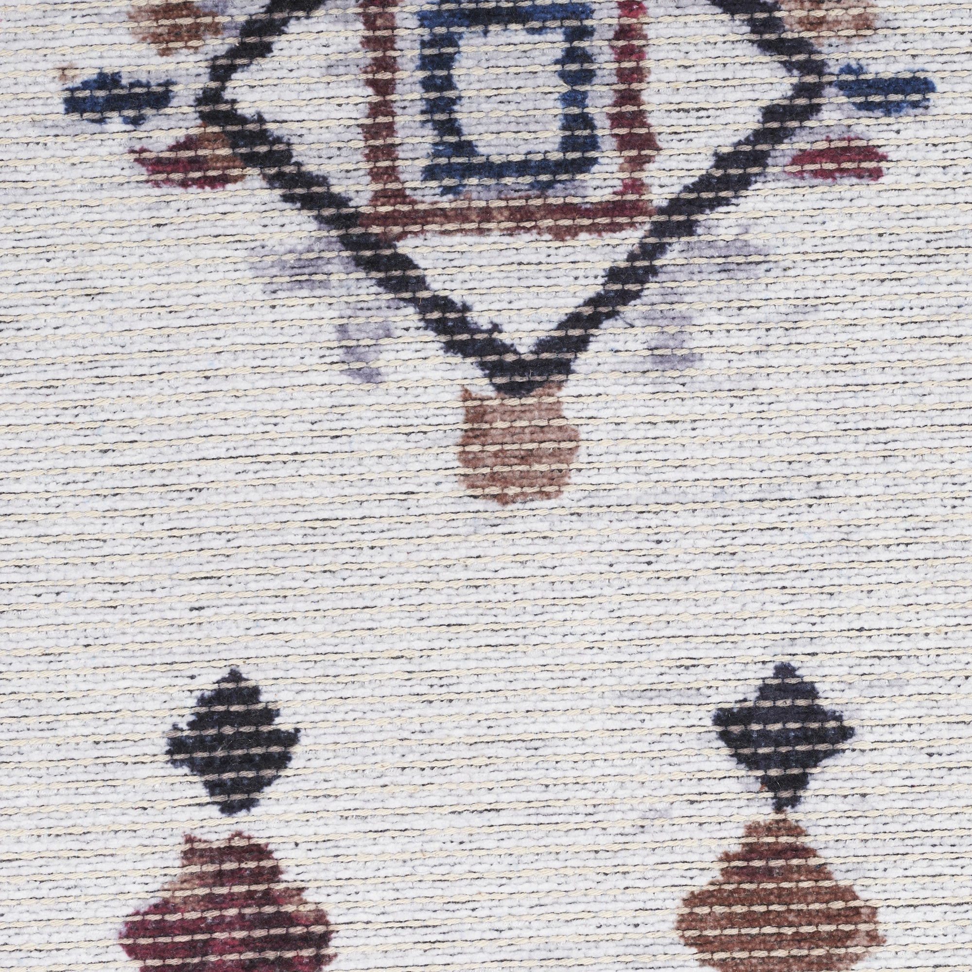 Exquisite 4' x 6' Ivory and Gray Geometric Power - Loomed Area Rug for Stylish Living Areas