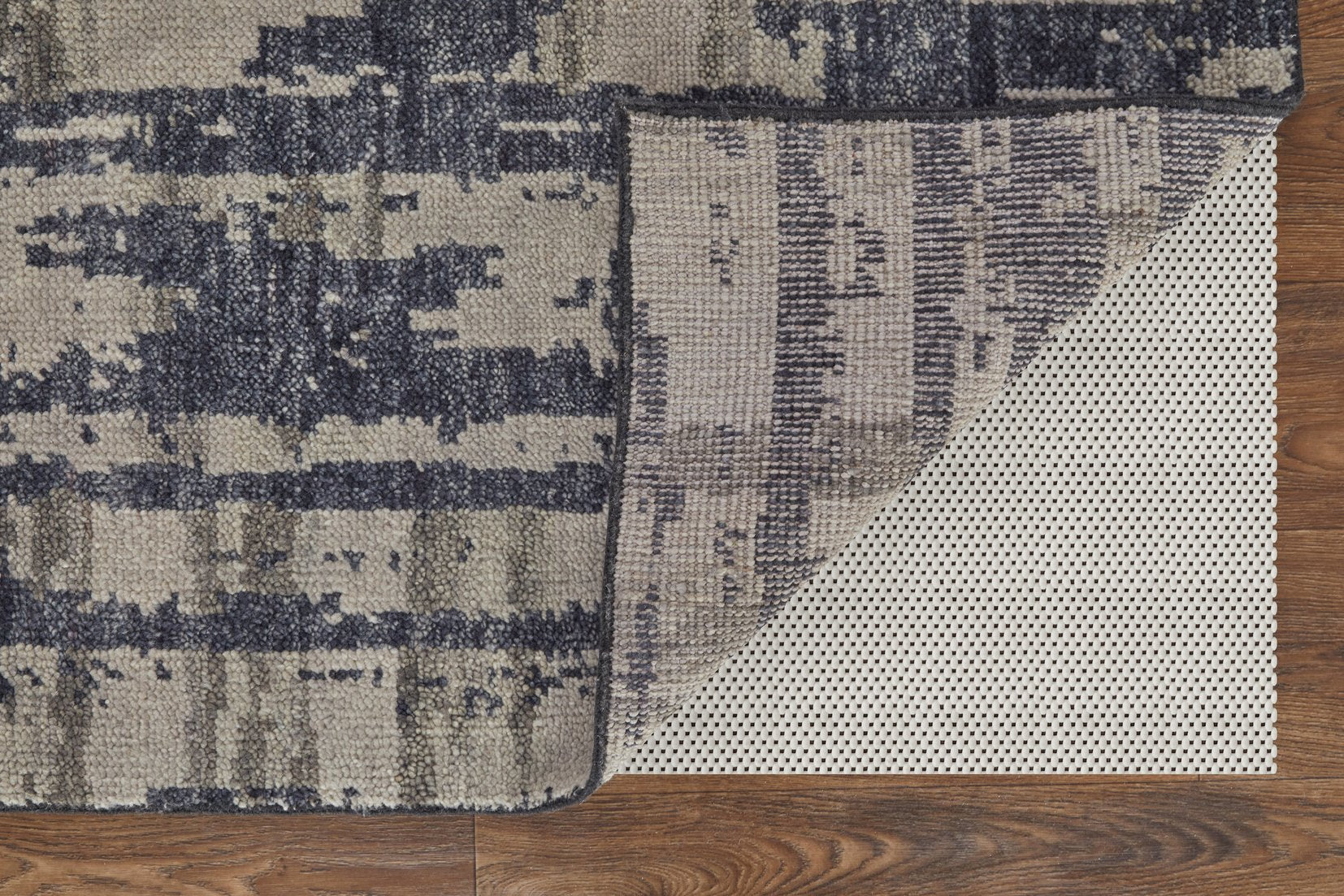 Altmar Handmade Wool Knotted Rug - Contemporary Bohemian Design with Abstract Striped Patterns Ideal for All Interior Decorations