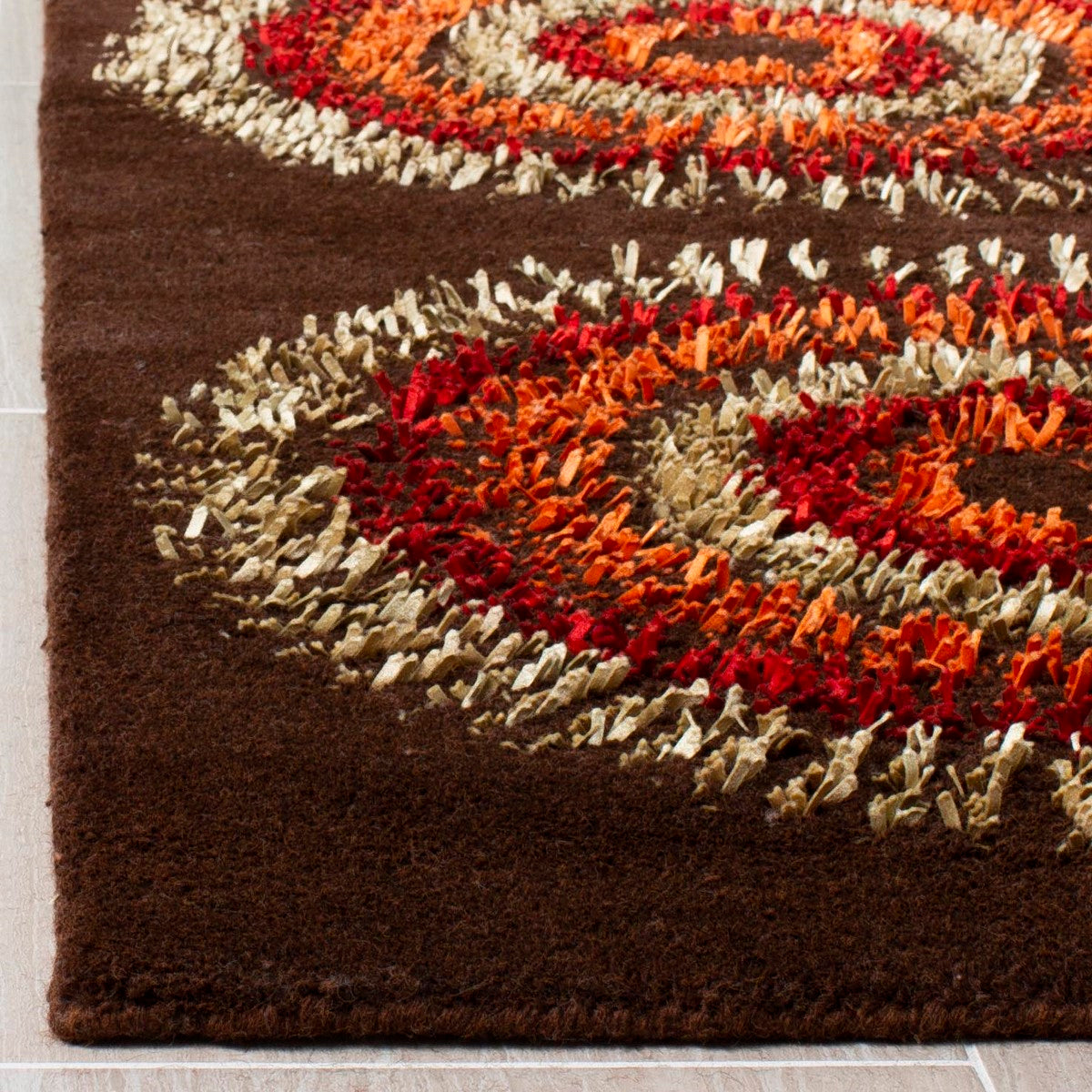 Luxurious Soho Hand - Tufted Wool Square Rug with Elegant Transitional Design Ideal for Both Modern and Traditional Residences