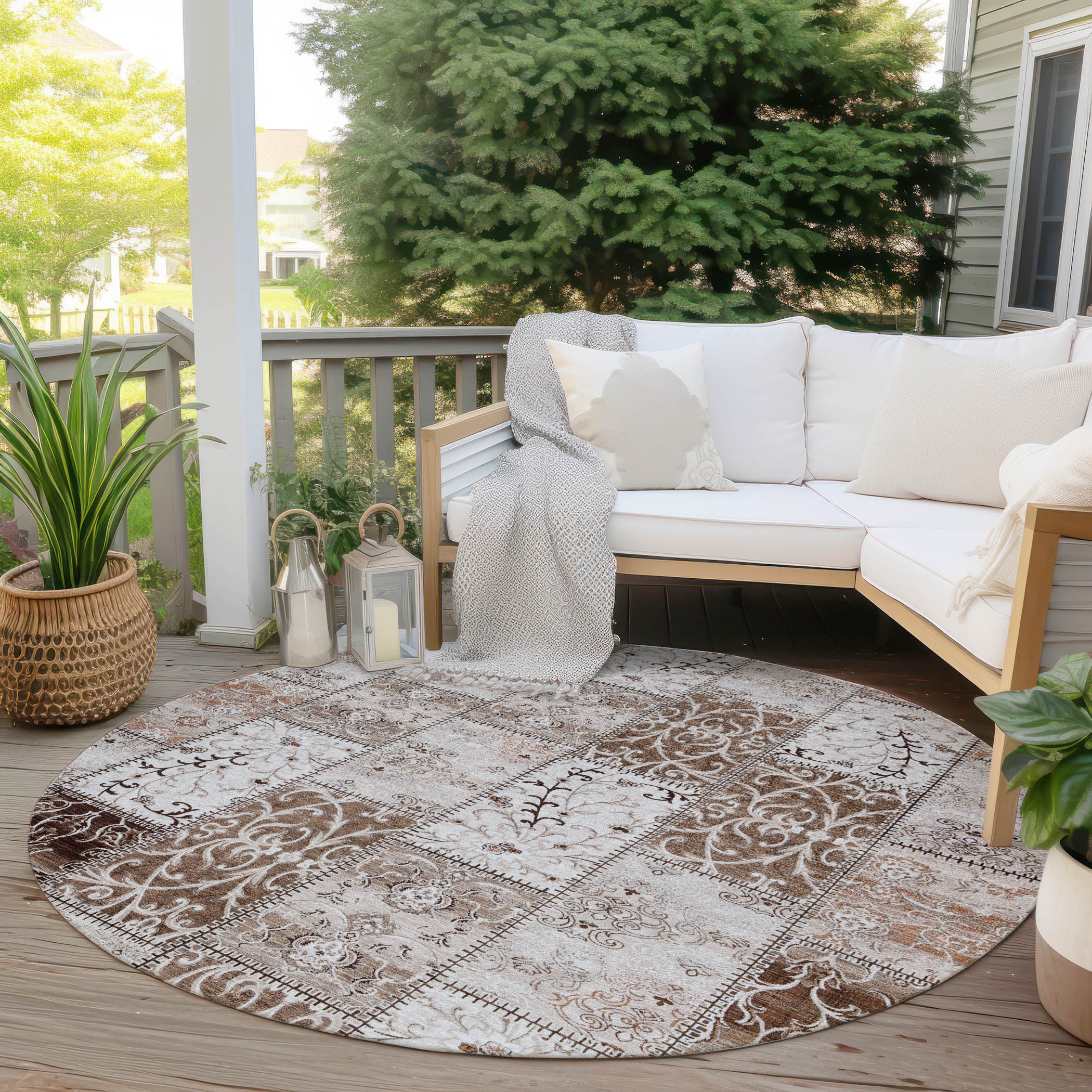 Stylish and Washable Outdoor and Indoor Runner Rug with Patchwork Design for Versatile Use