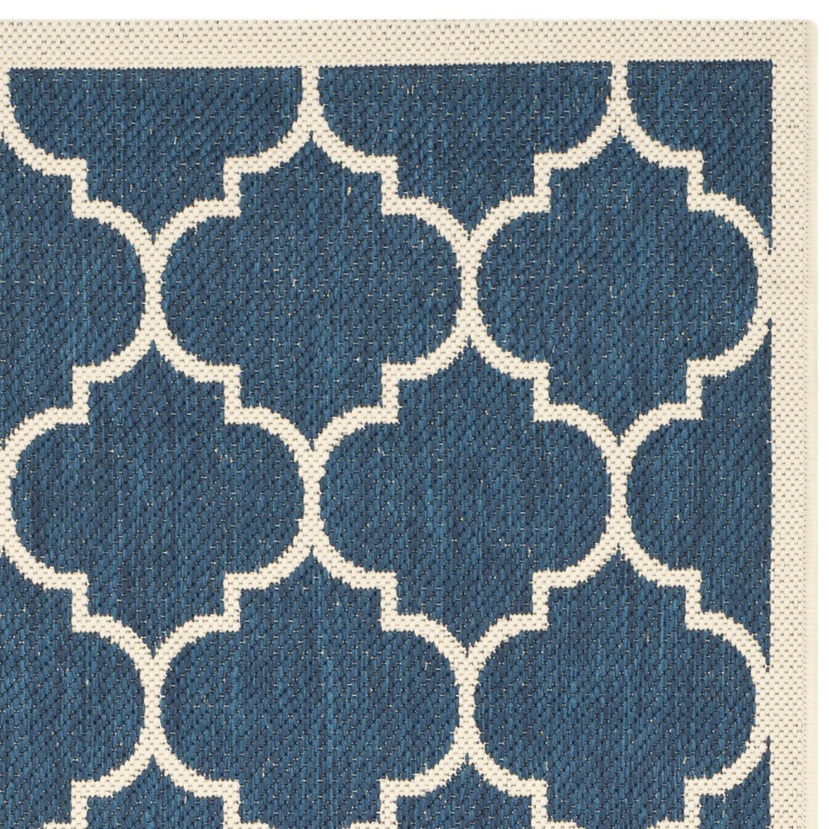 High - Quality Courtyard Power - Loomed Indoor/Outdoor Rug Featuring Vivid Quatrefoils for Elegant and Durable Home Decor