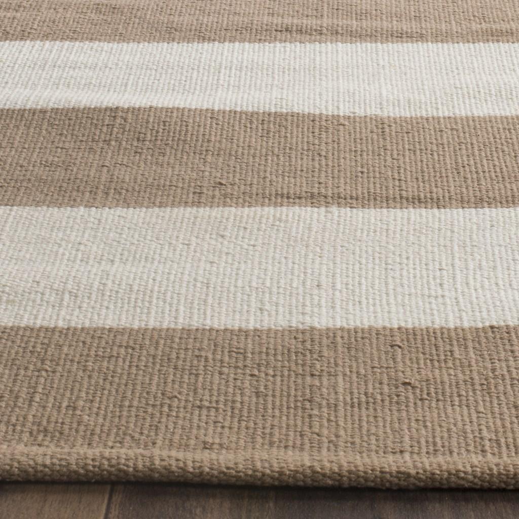 Luxurious Hand-Woven Indian Cotton Rug for Timeless Home Decor
