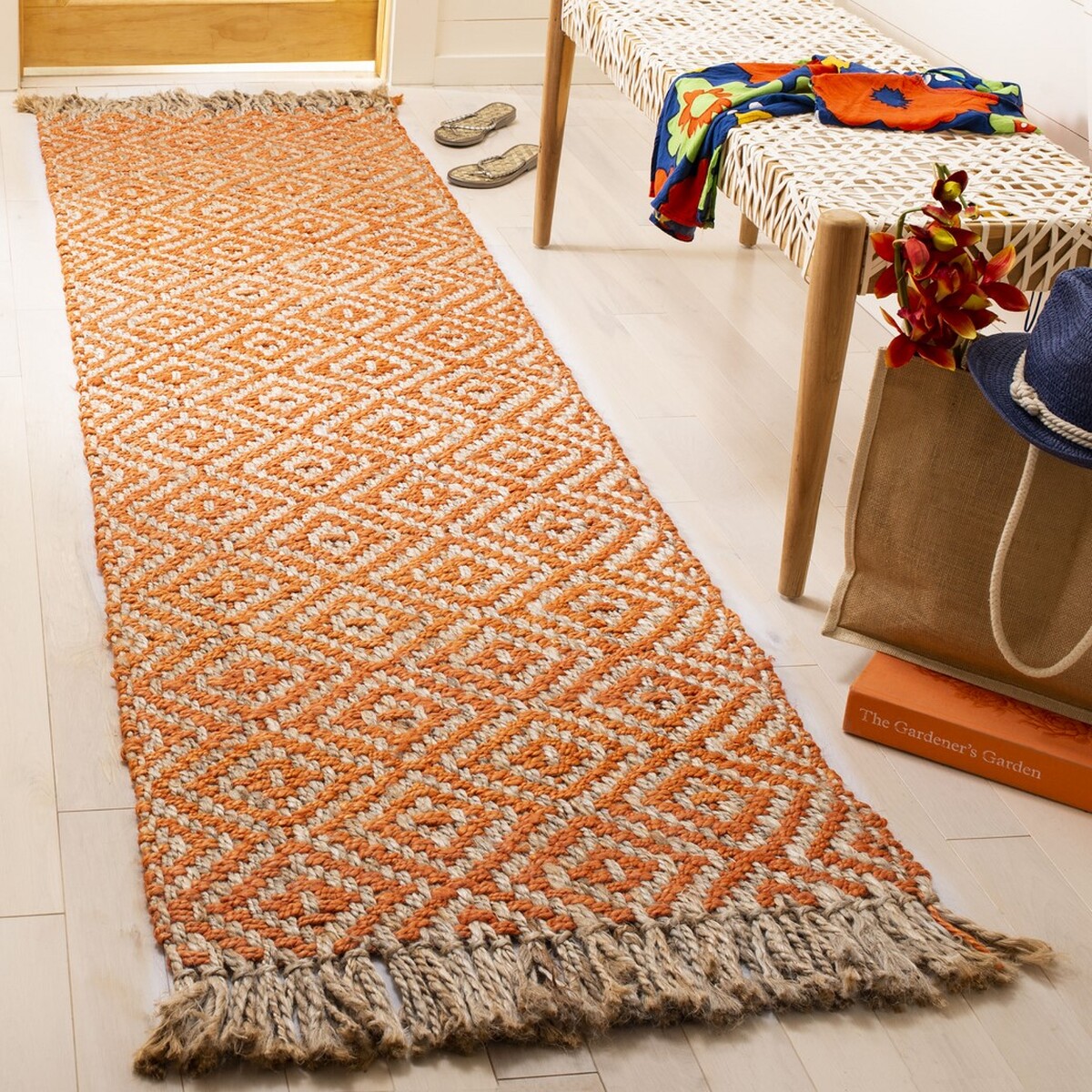 Exquisite Natural Fiber 266 Hand-Woven Jute Floor Rug - An Eco-Friendly and Stylish Home Decor Accessory for Sustainable Living