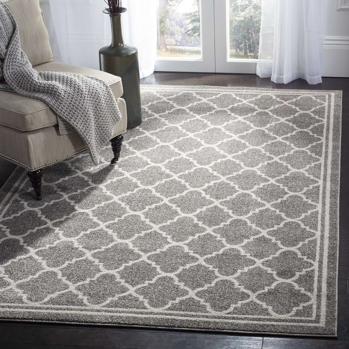 Safavieh's Amherst All-Weather Rug - Durable and Stylish for Indoor & Outdoor Spaces