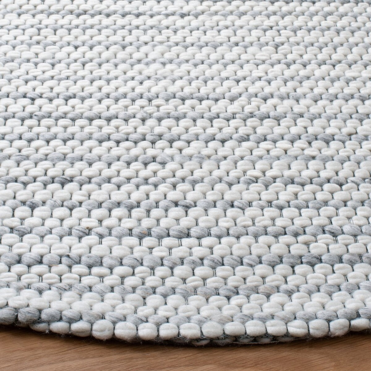 Exquisite Marbella Contemporary Flat - Woven Rug Crafted from a Luxurious Blend of Wool and Cotton for Elegant Home Decor