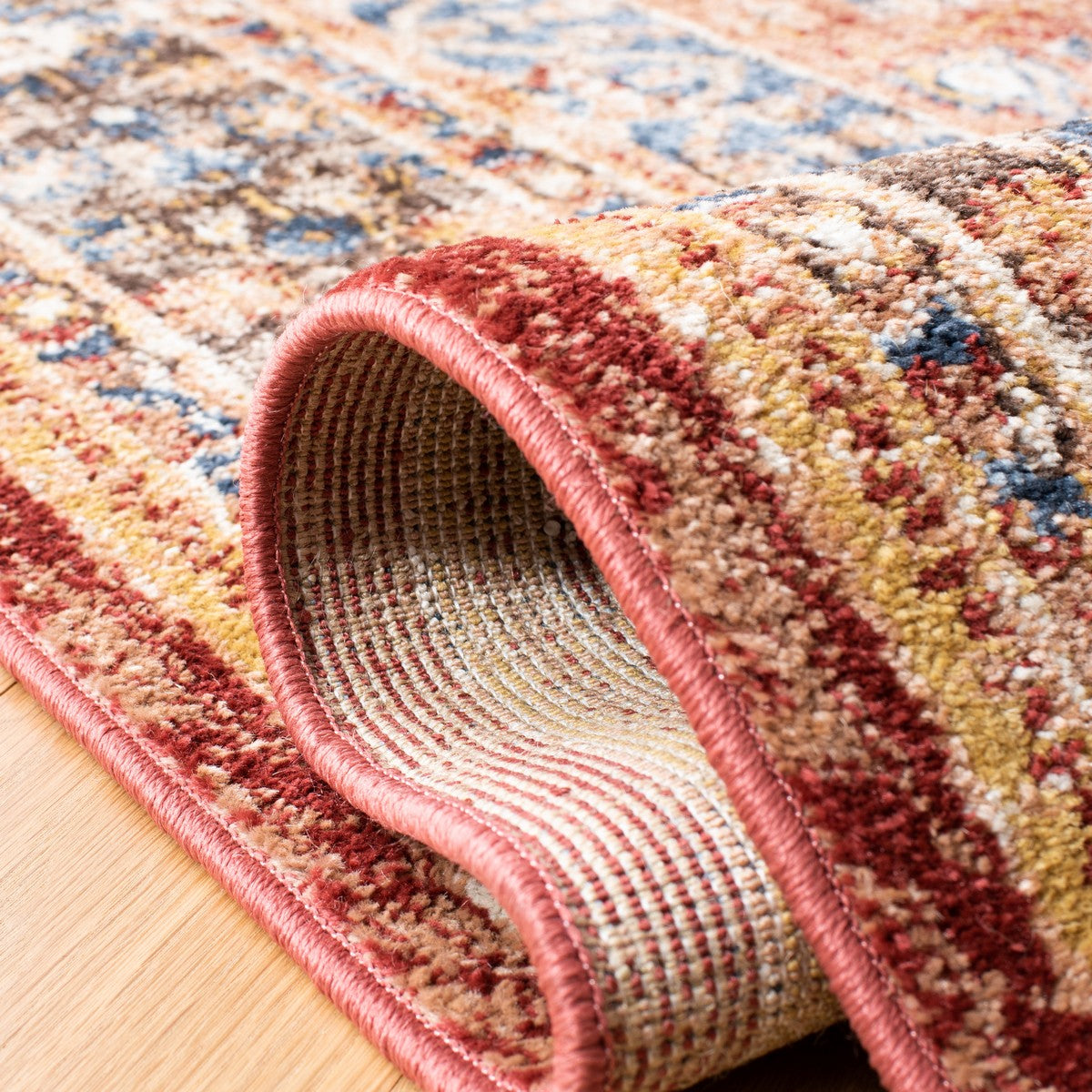 Bijar Style Traditional Power Loomed Polypropylene Floor Rug - An Elegant and Timeless Addition for Home Interior Decor