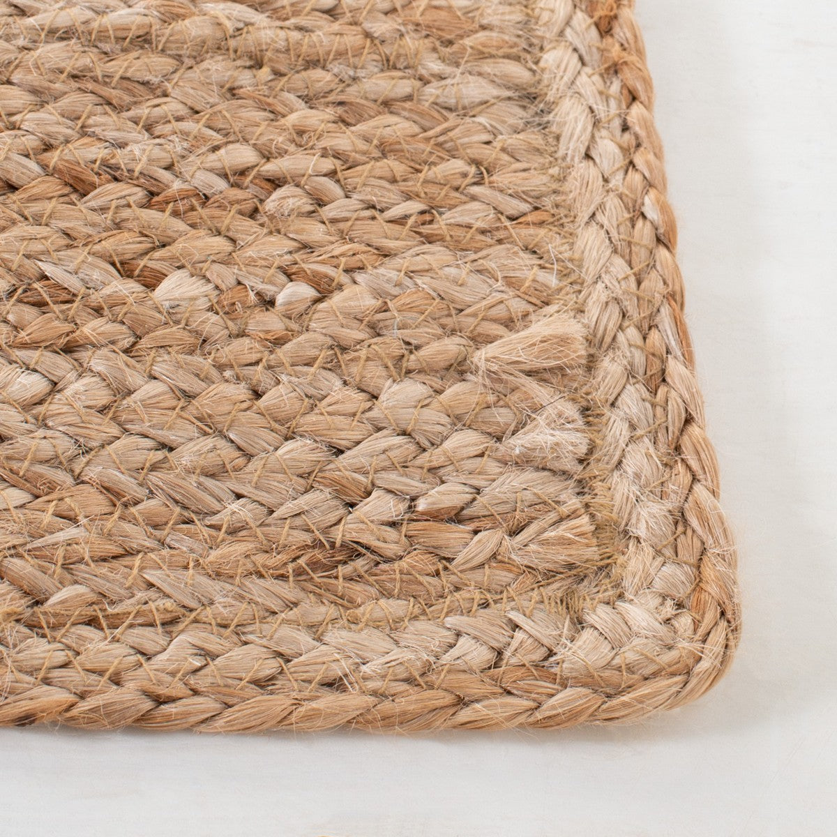 Eco-Friendly Power Loomed Contemporary Natural Jute Fiber 305 Pile Rug for Every Space
